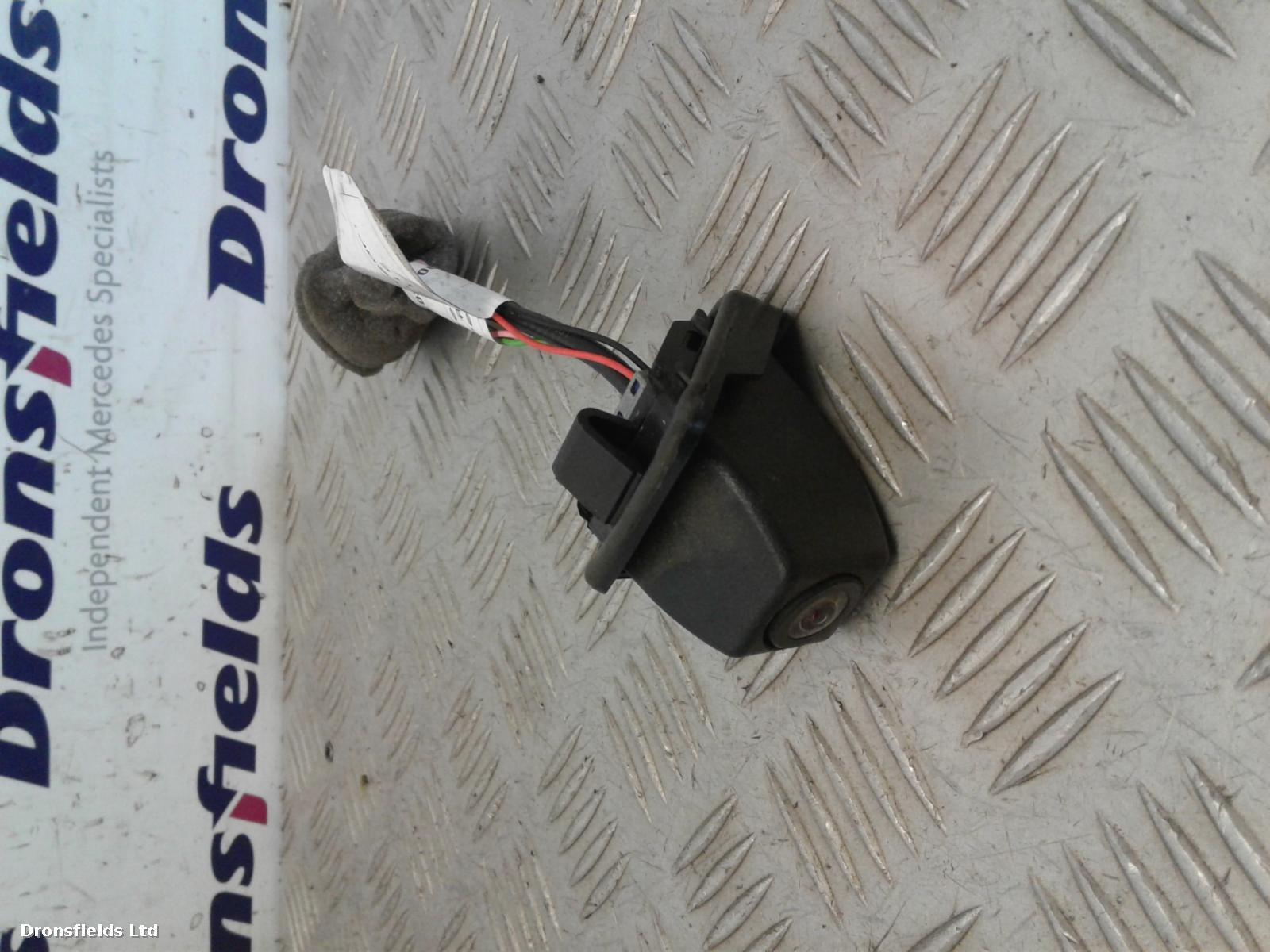 View Auto part Camera Mercedes E Class 2014