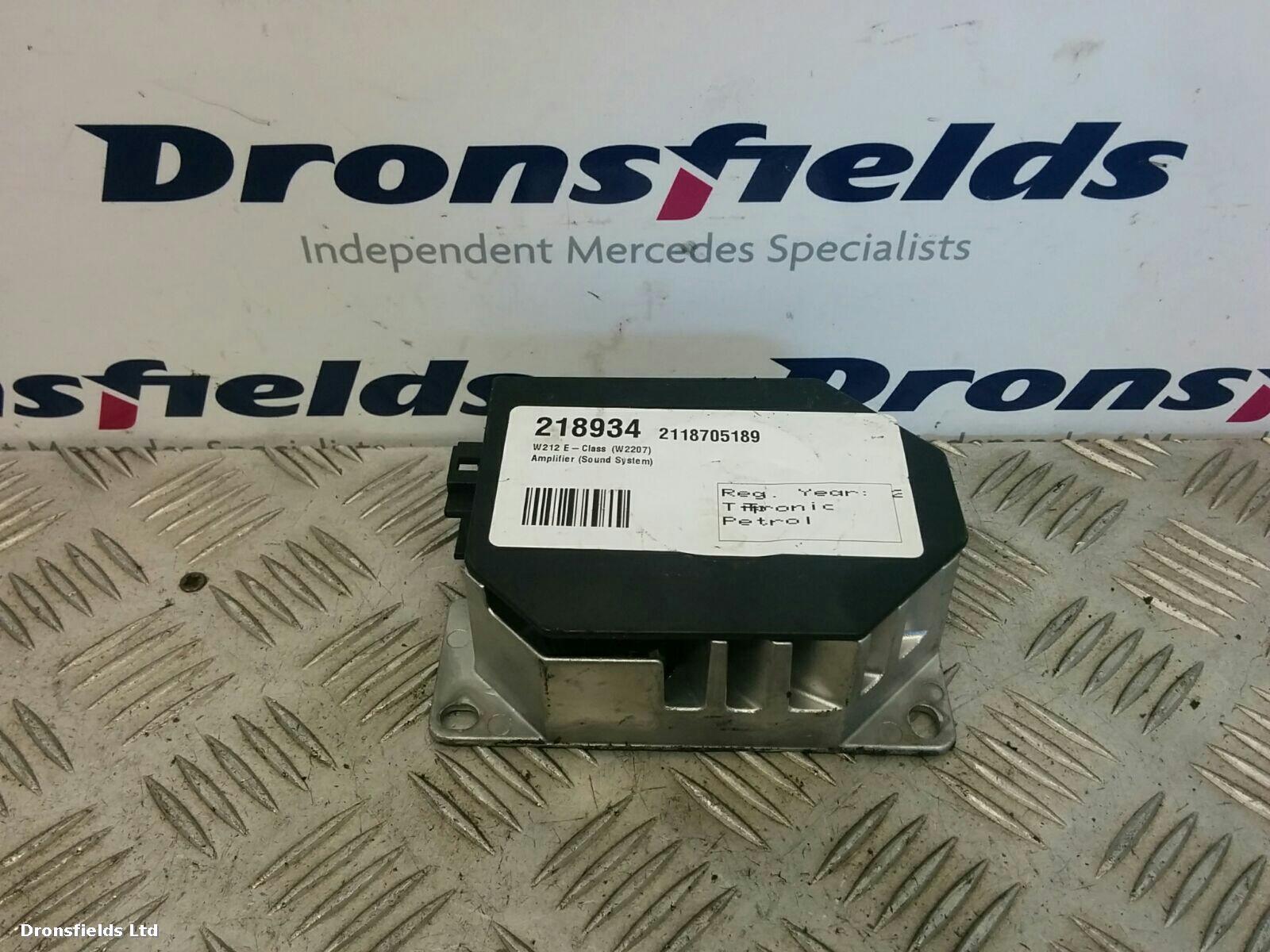View Auto part Amplifier Unit Mercedes E Class 2014