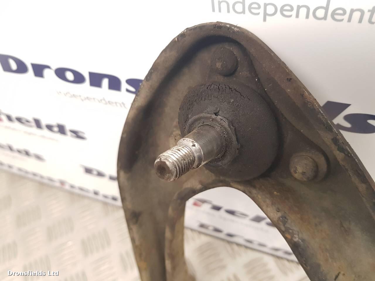 View Auto part RF Upper Control Arm Mercedes Sl 1984