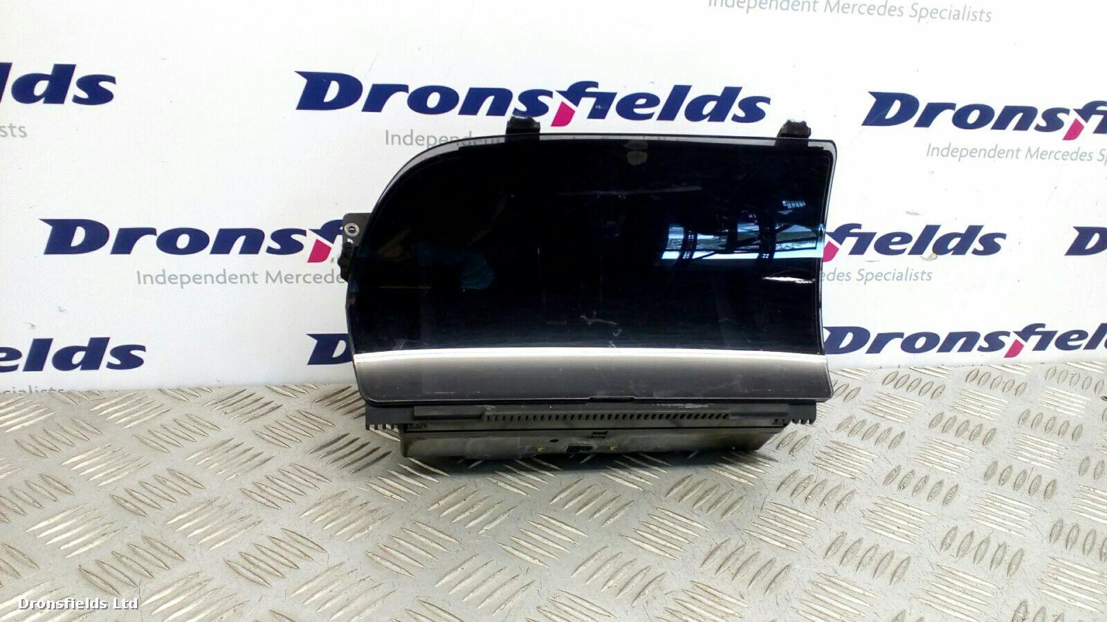 View Auto part Radio Display Mercedes S Class 2006