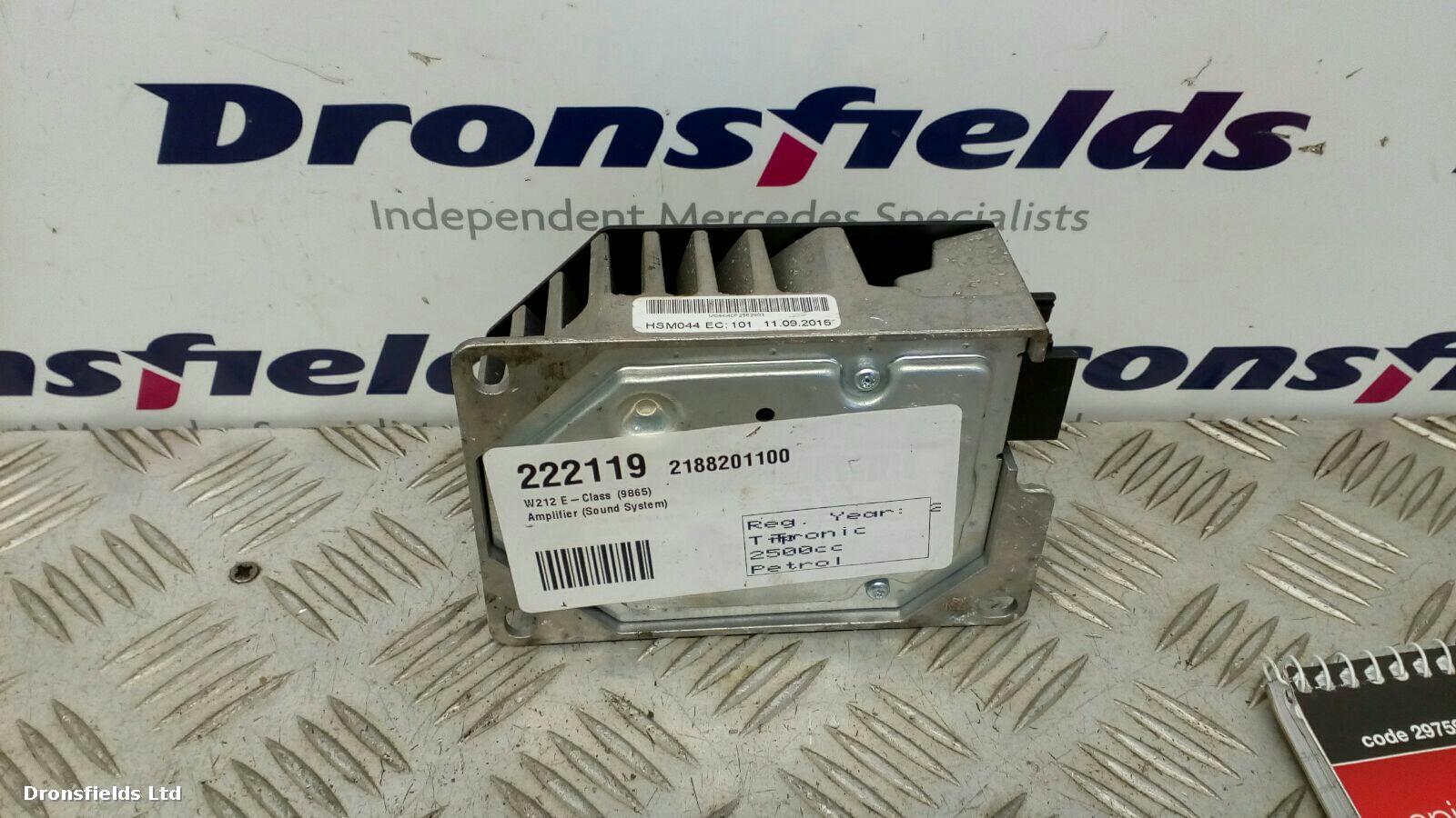 View Auto part Amplifier Unit Mercedes E Class 2015