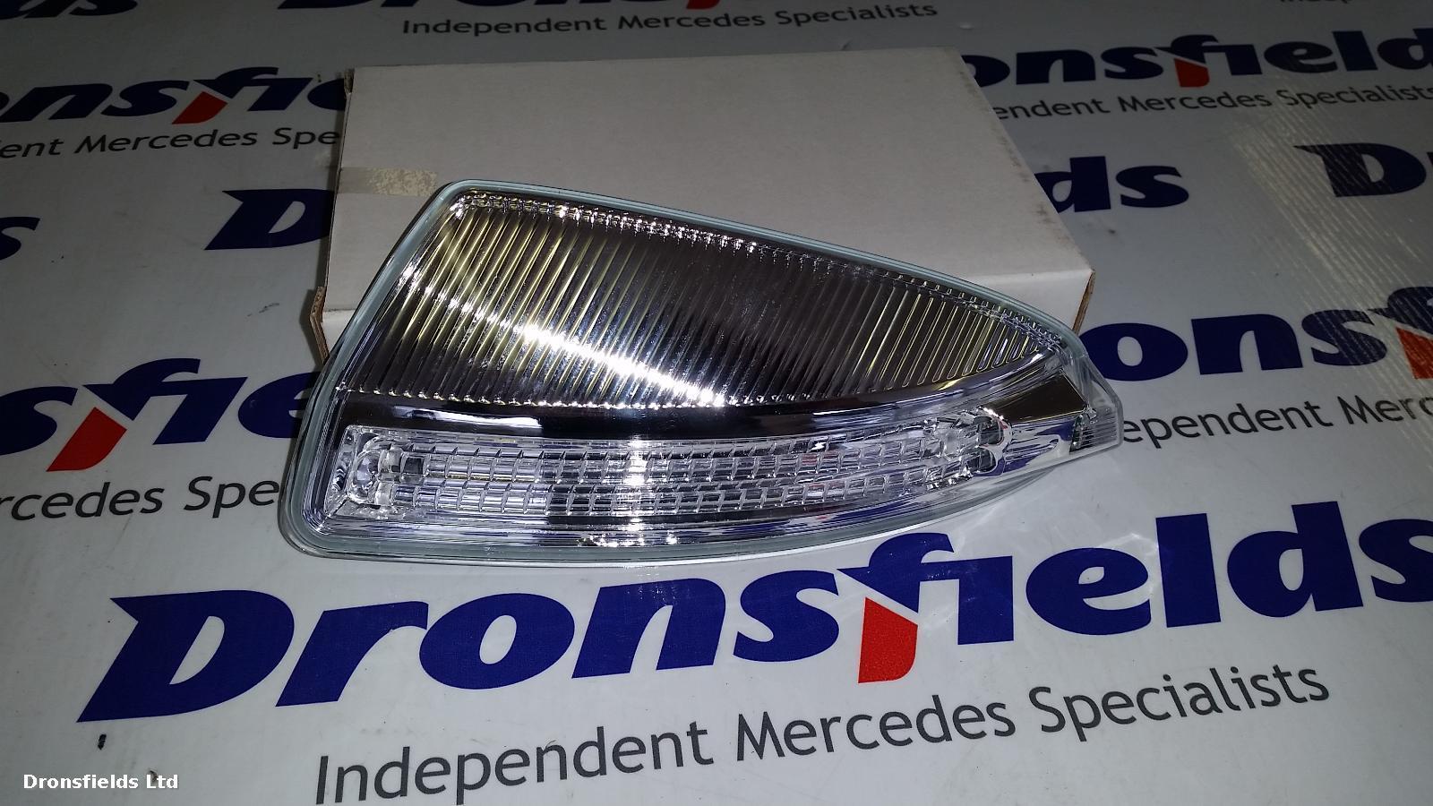 View Auto part L Indicator Light Mercedes C Class 2008