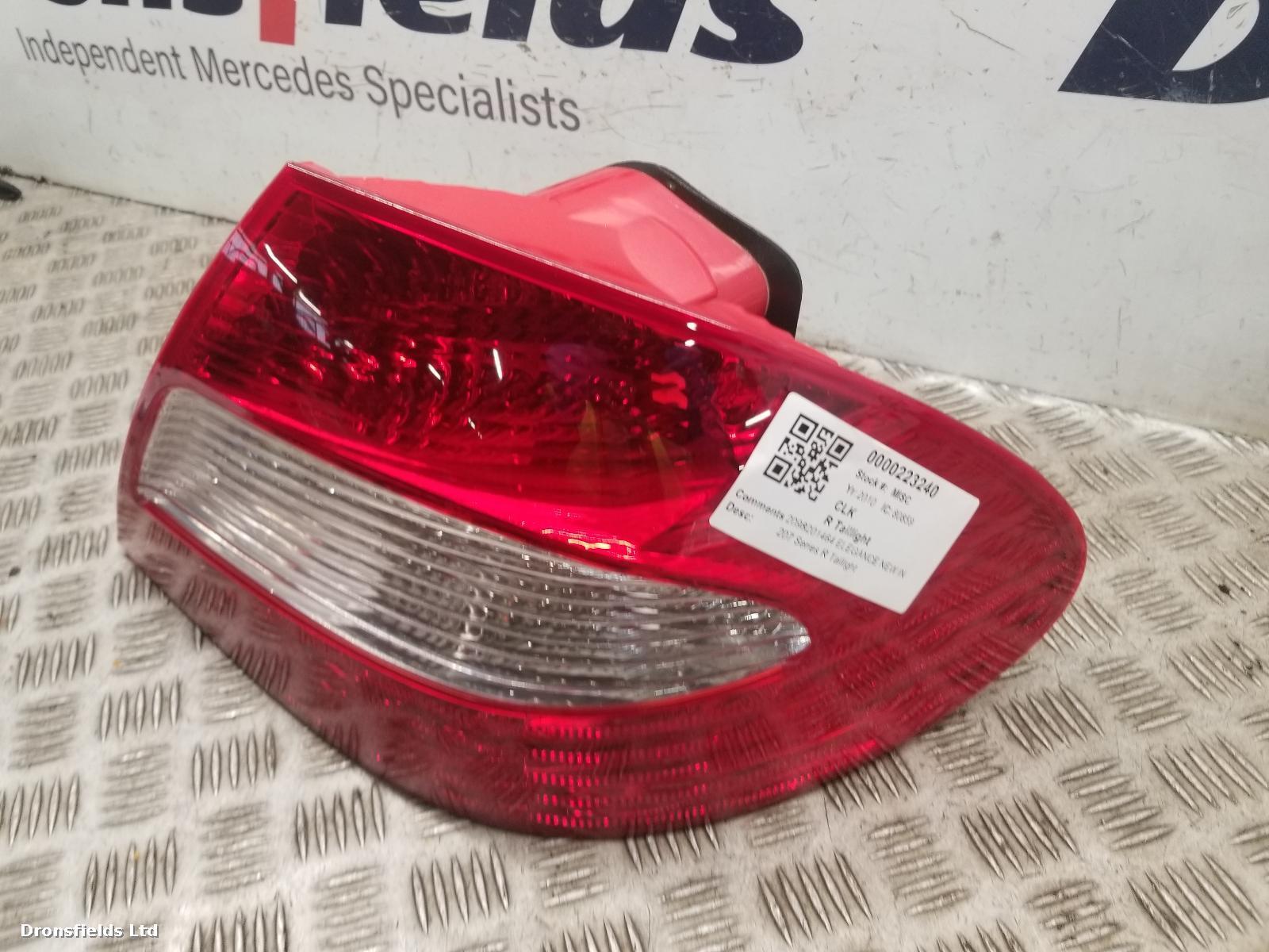 View Auto part R Taillight Mercedes Clk 2010