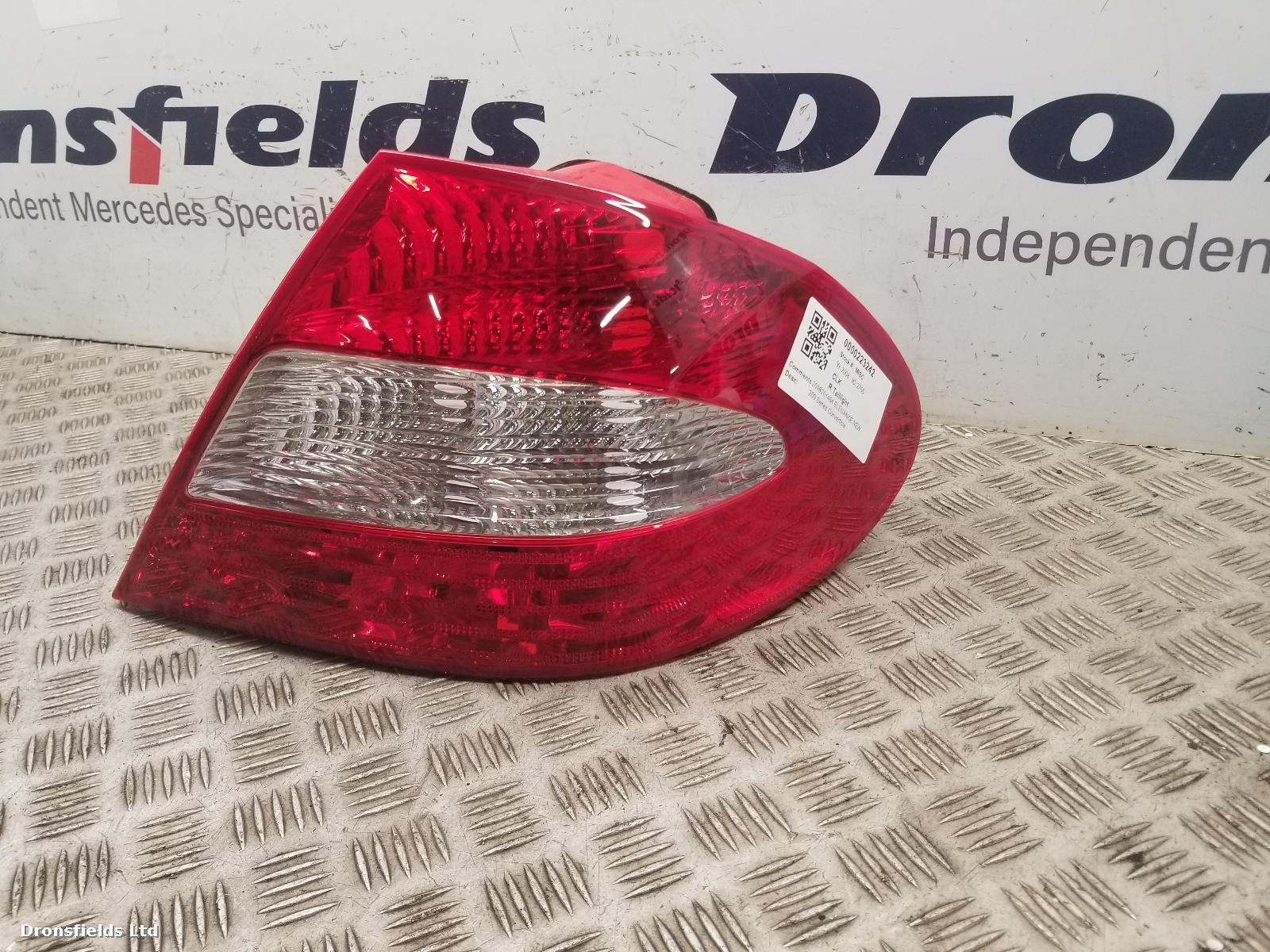 View Auto part R Taillight Mercedes Clk 2008