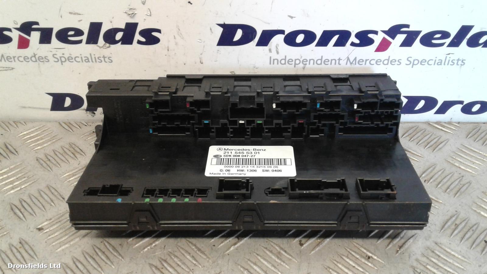 View Auto part Fuse Box Mercedes Cls Class 2007