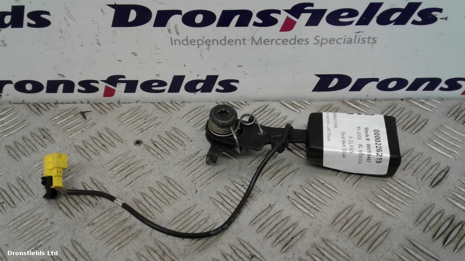 View Auto part Seat Belt Mercedes A Class 2008