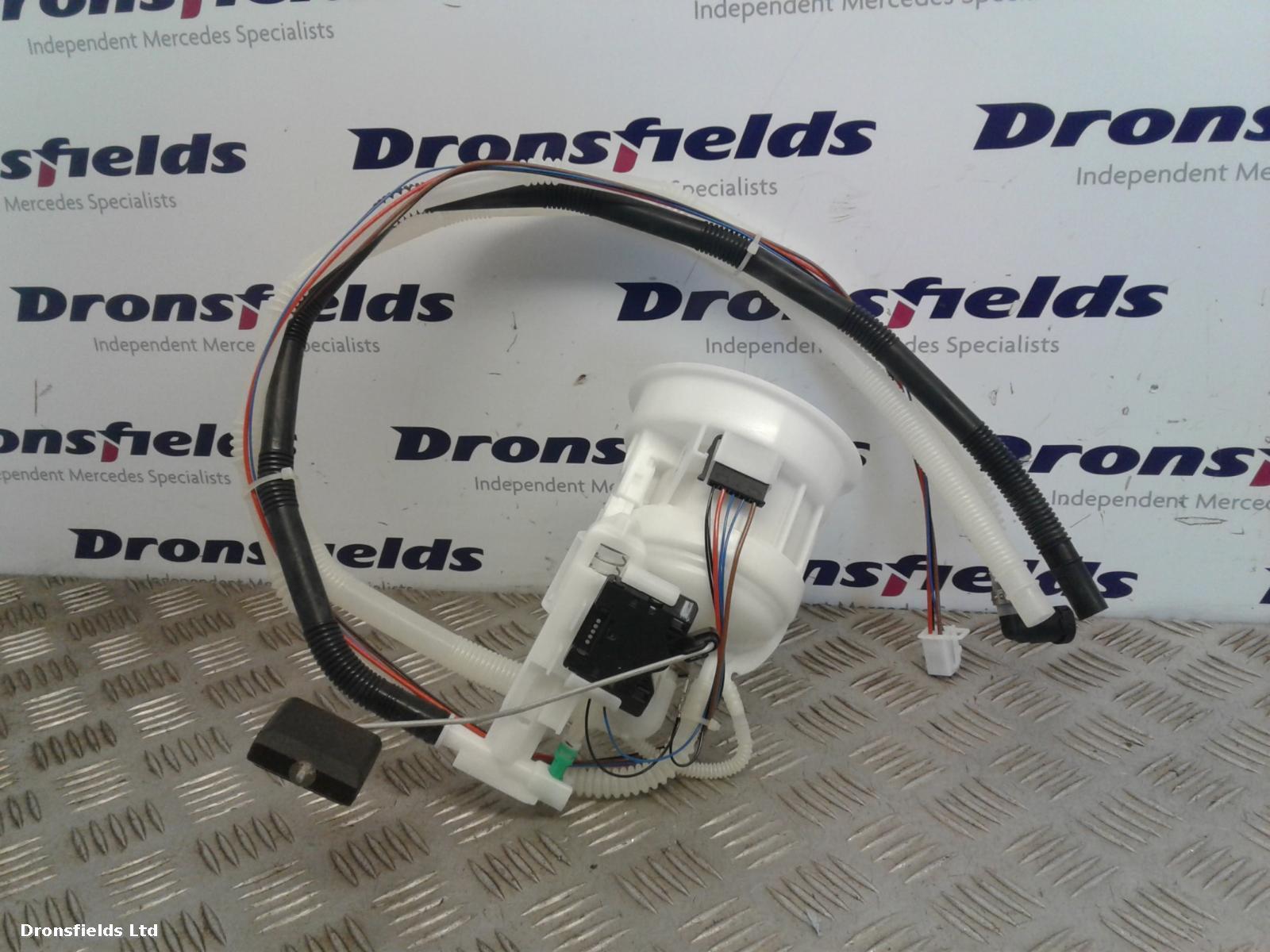 View Auto part Fuel Sending Unit Mercedes E Class 2004