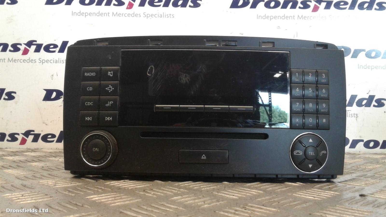 View Auto part A/V Equipment Mercedes R Class 2007