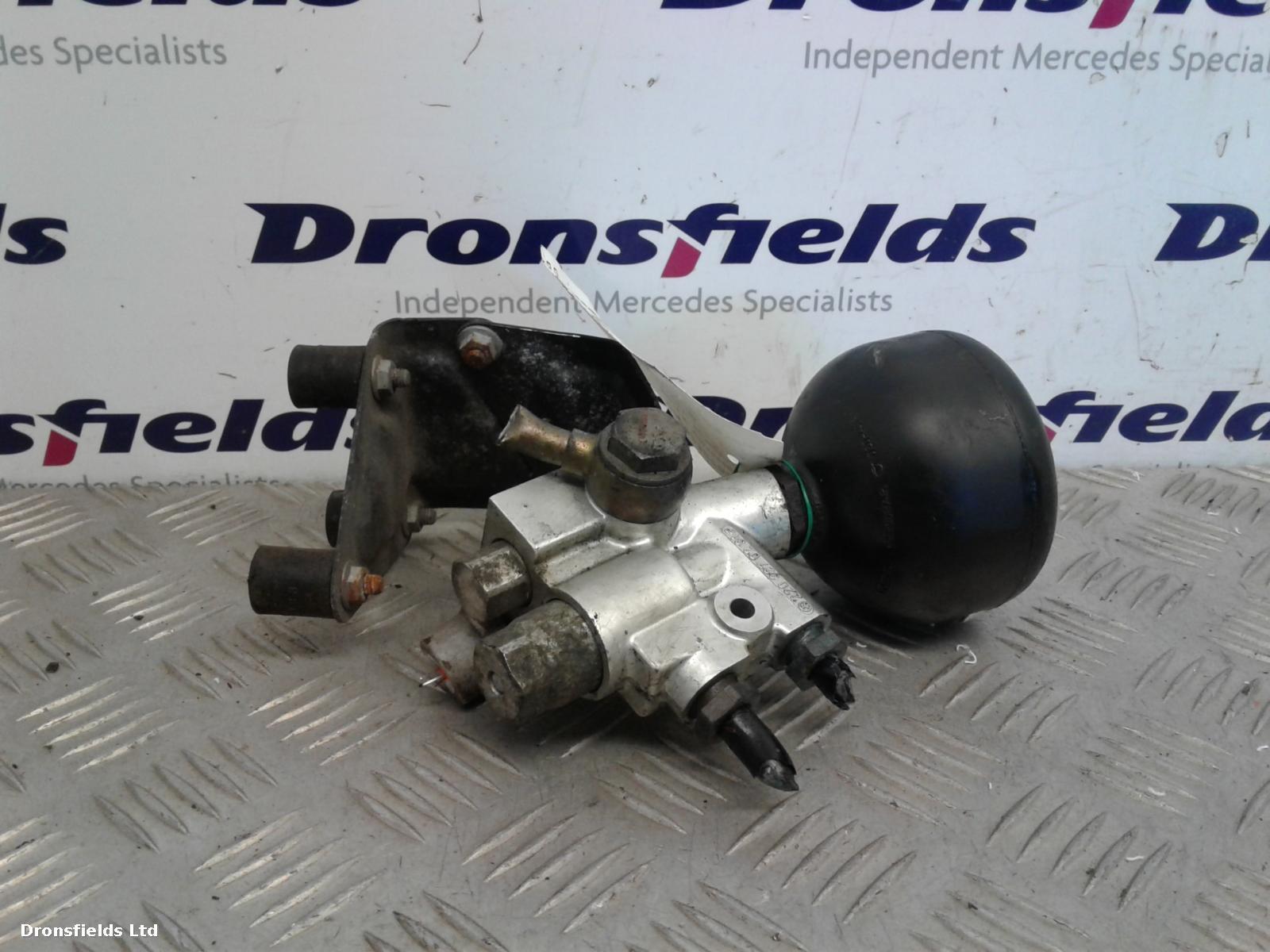 View Auto part Misc Mercedes Sl 2003