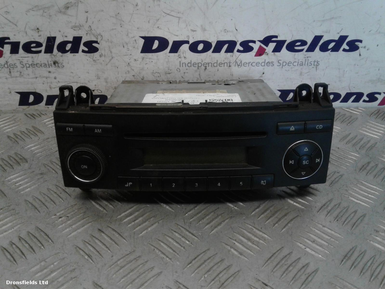 View Auto part CD Changer Mercedes Sprinter 2008