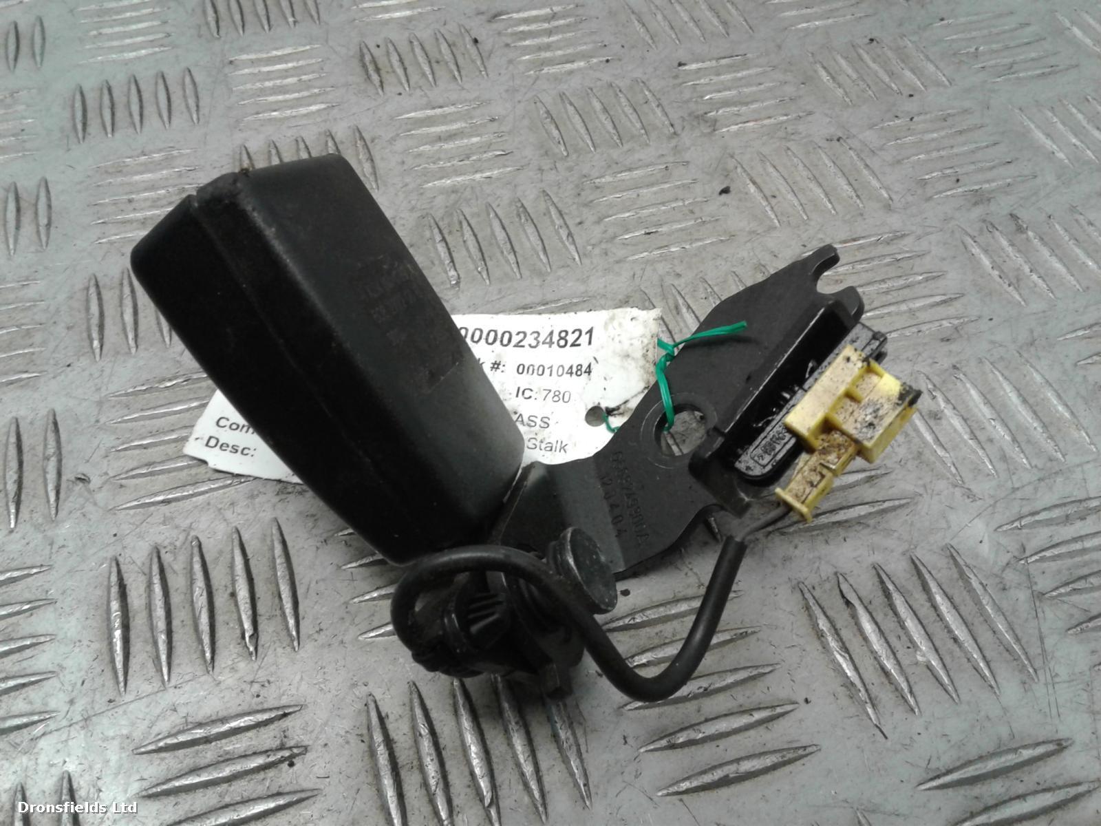 View Auto part Seat Belt Mercedes C Class 2012