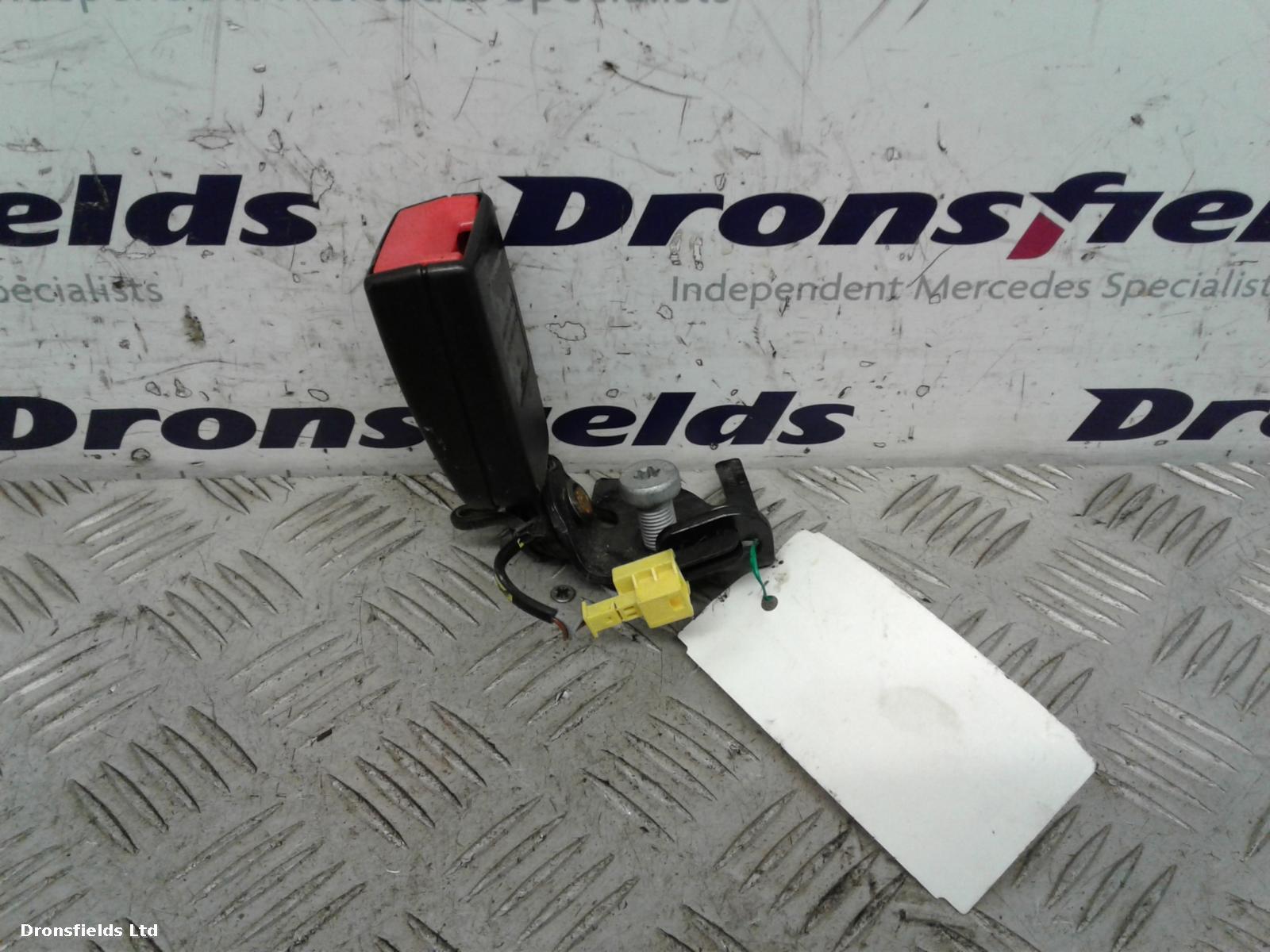 View Auto part Seat Belt Mercedes E Class 2010