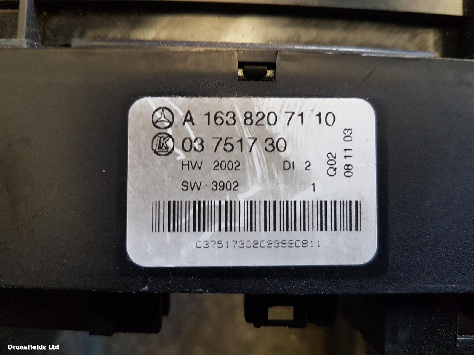 View Auto part Elect. Window Switch Mercedes M Class 2004