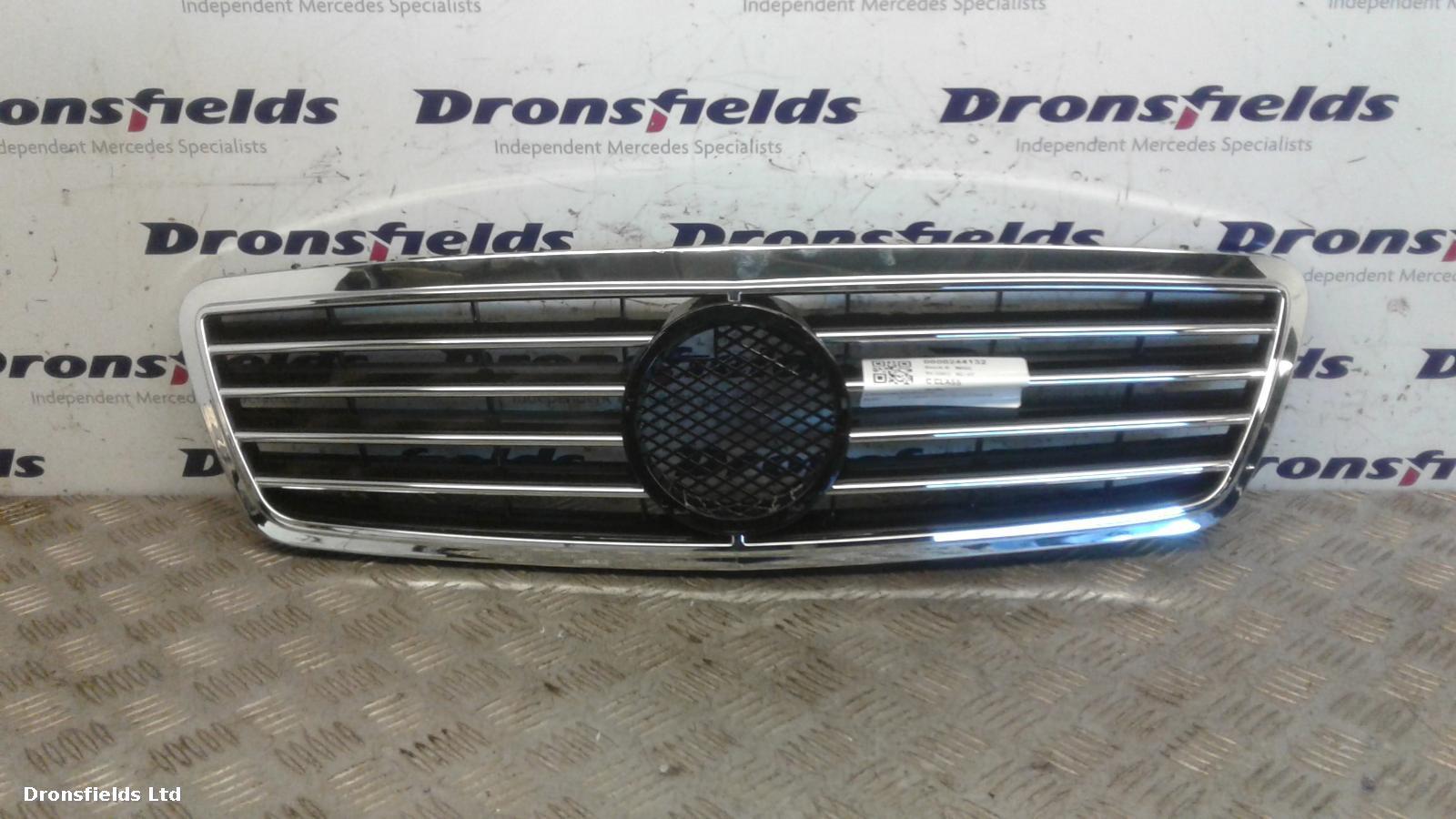 View Auto part Grille Mercedes C Class 2003