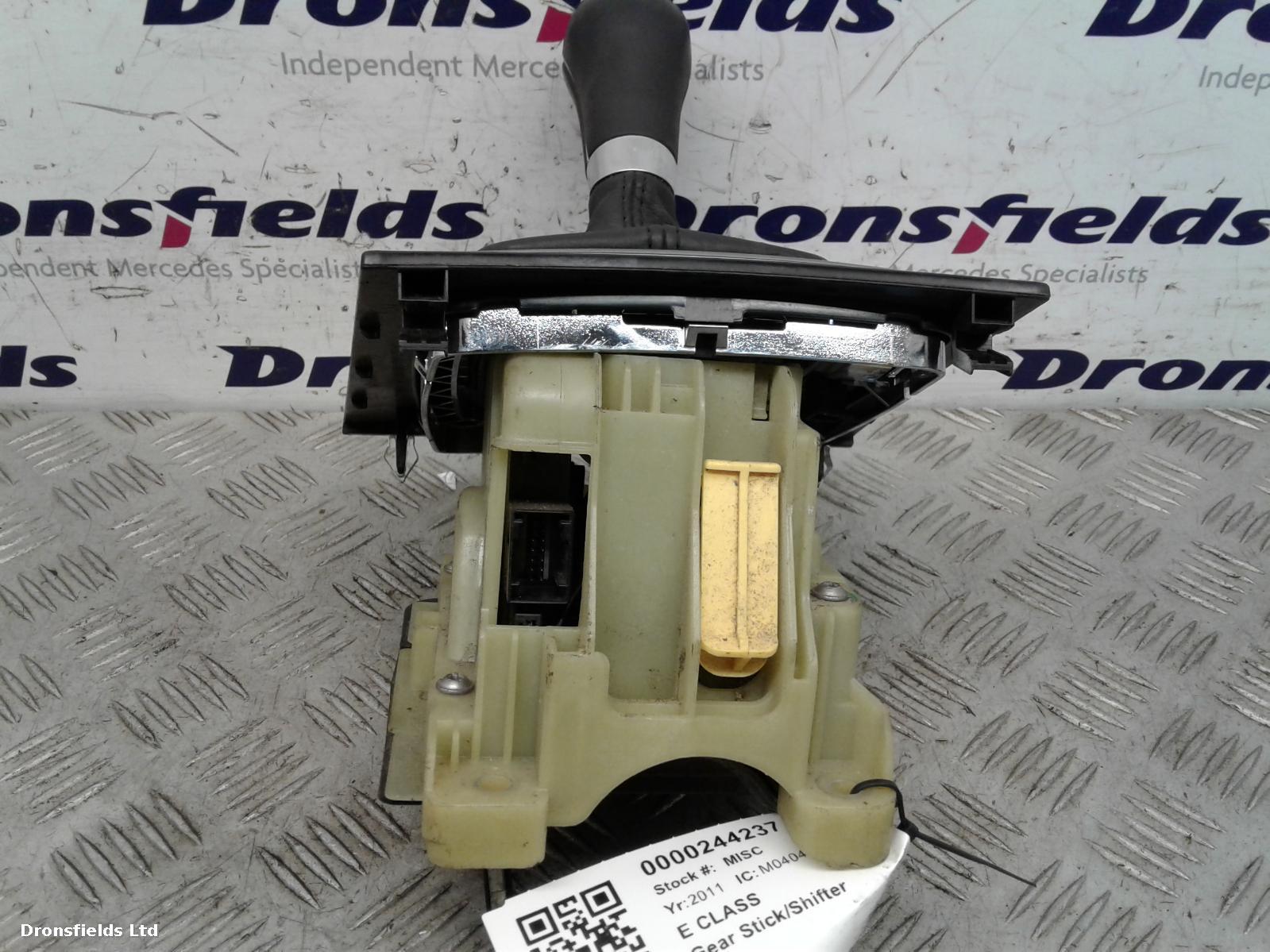 View Auto part Gear Stick/Shifter Mercedes E Class 2011