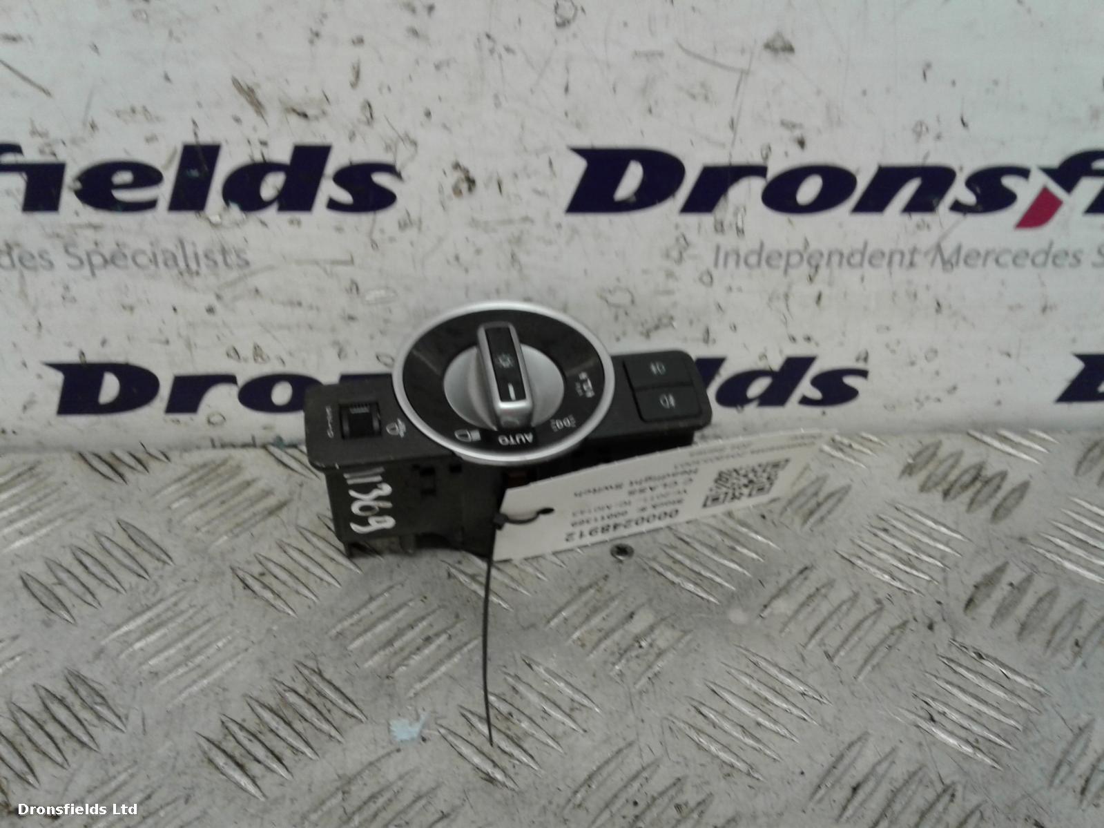 View Auto part Headlight Switch Mercedes C Class 2011