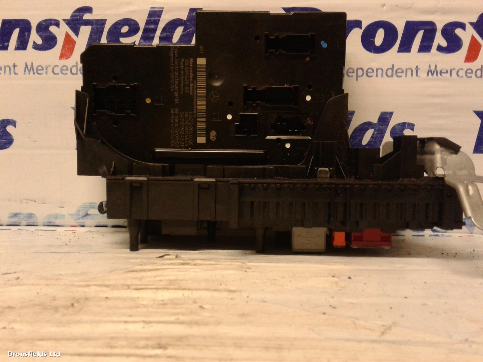 View Auto part Fuse Box Mercedes Cls Class 2011
