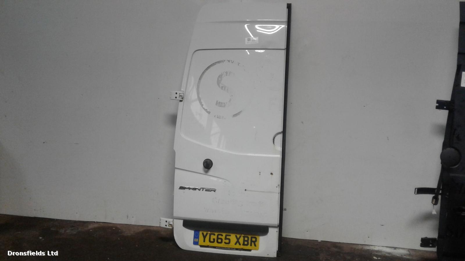 View Auto part L Rear Door Mercedes Sprinter 2015