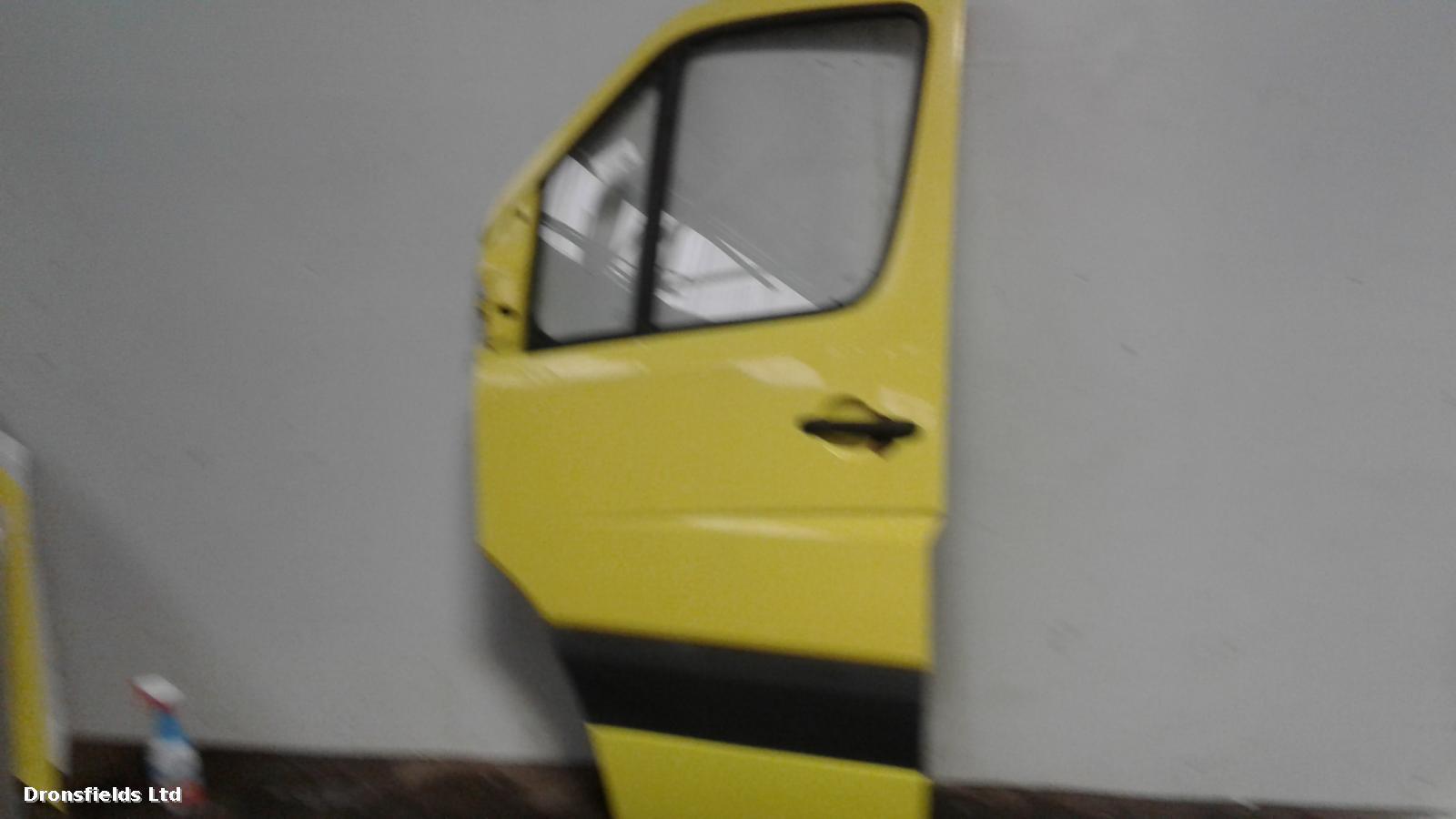 View Auto part L Front Door Mercedes Sprinter 2007