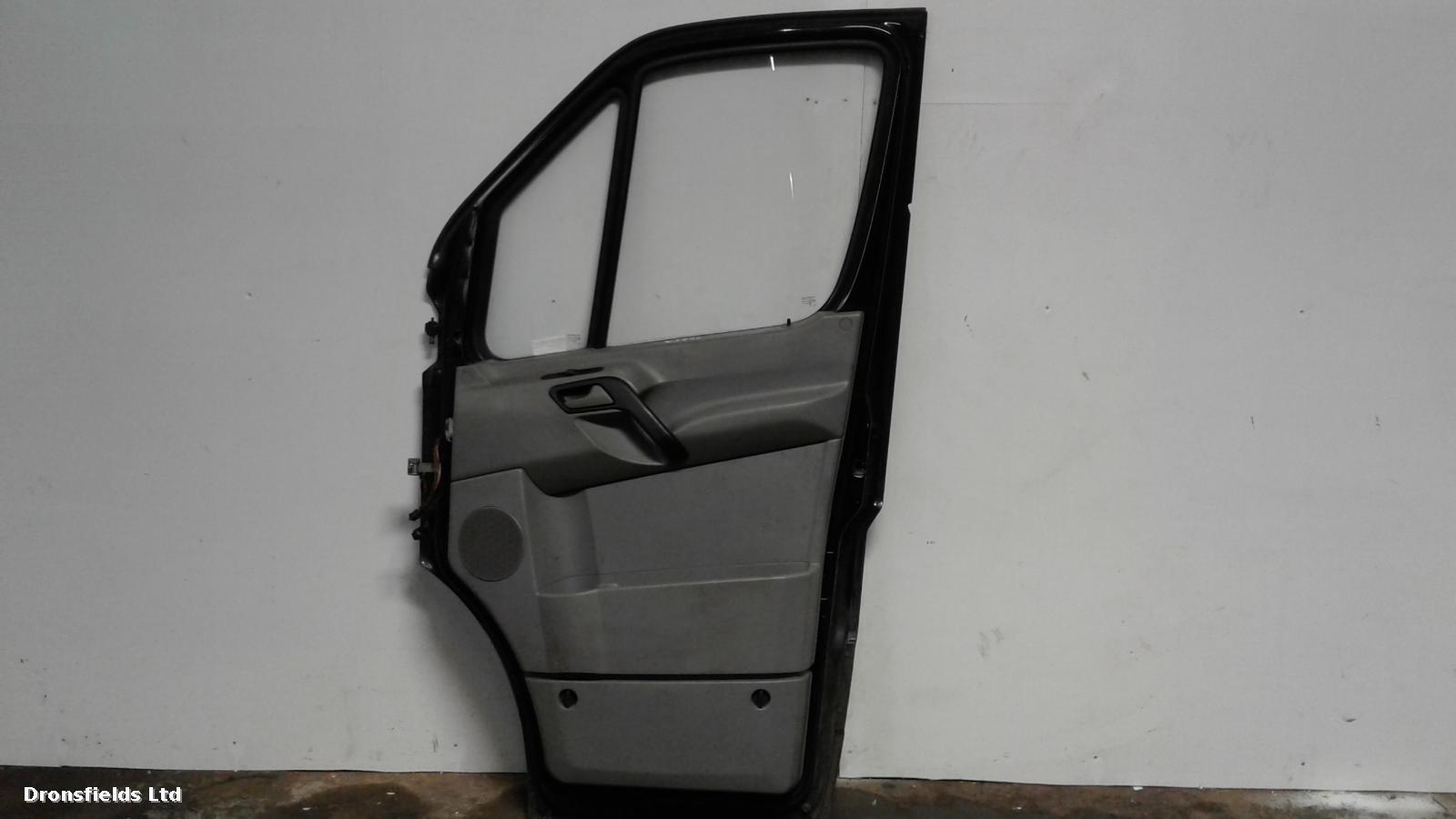 View Auto part R Front Door Mercedes Sprinter 2011