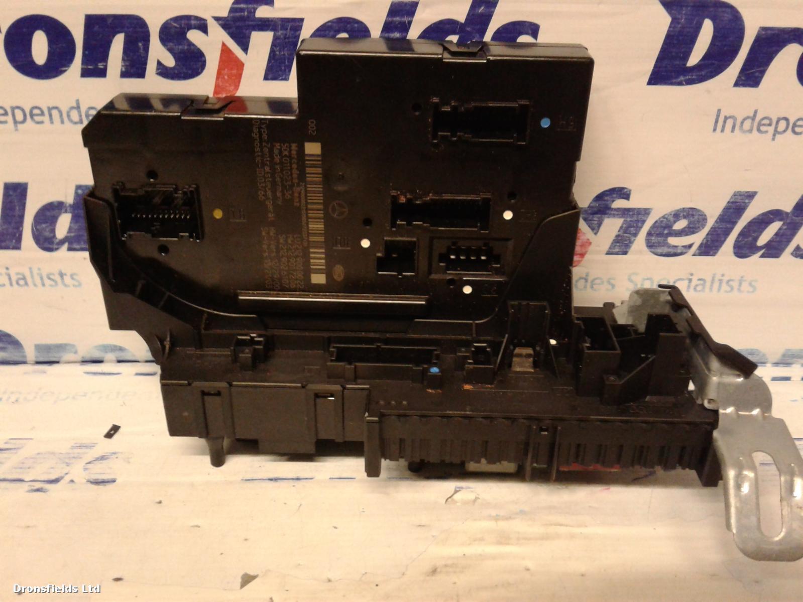 View Auto part Fuse Box Mercedes E Class 2015