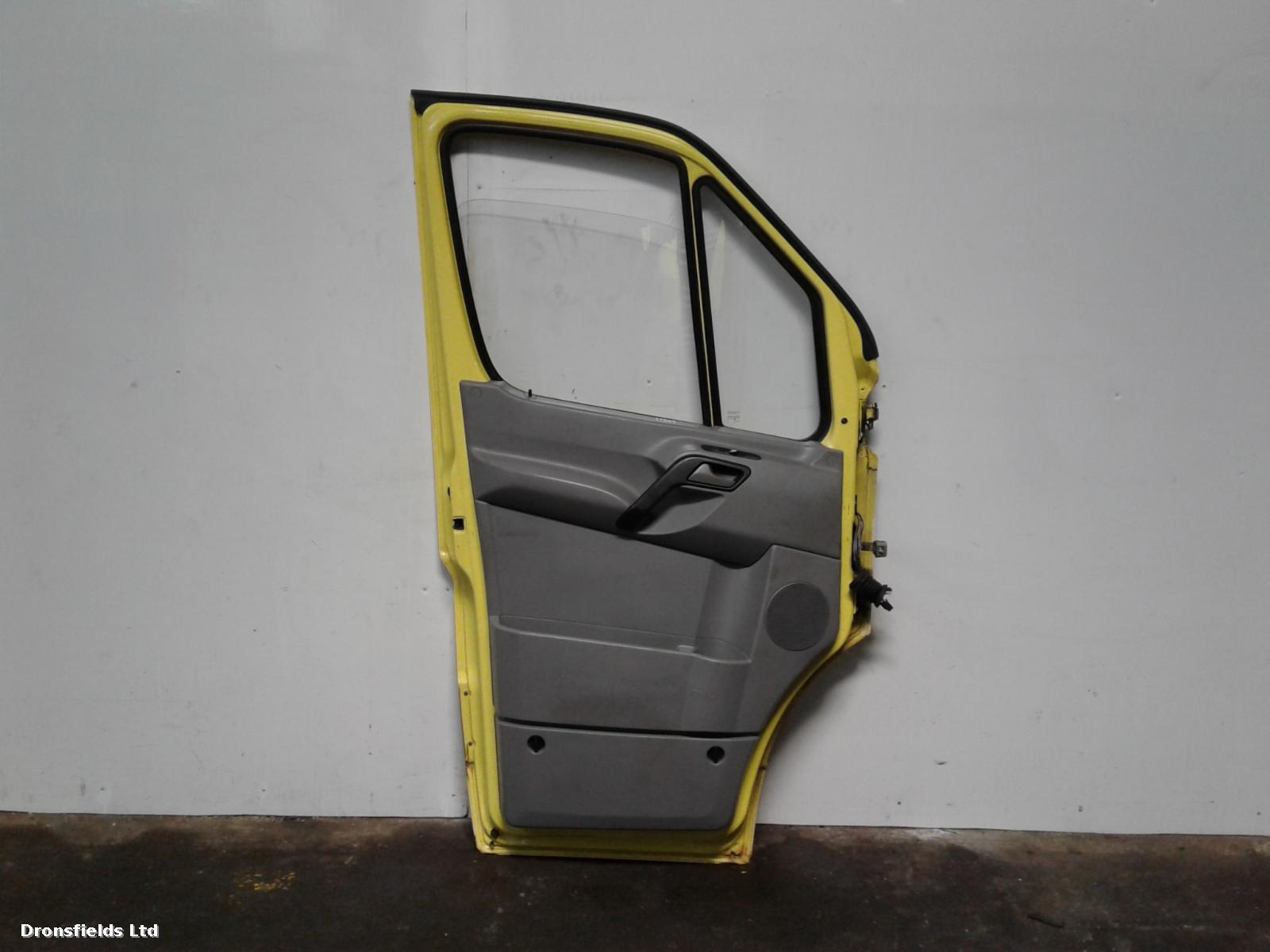 View Auto part L Front Door Mercedes Sprinter 2007