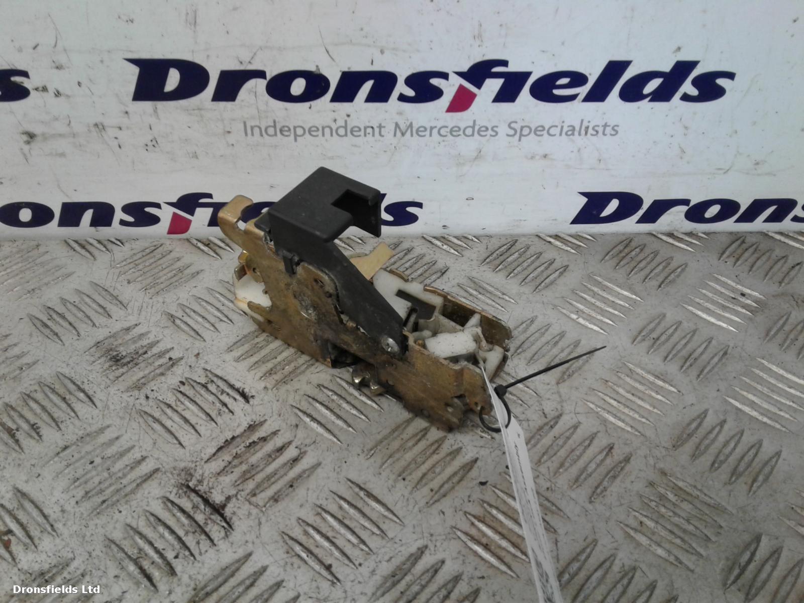 View Auto part Door Lock Assembly Mercedes Sprinter 2005