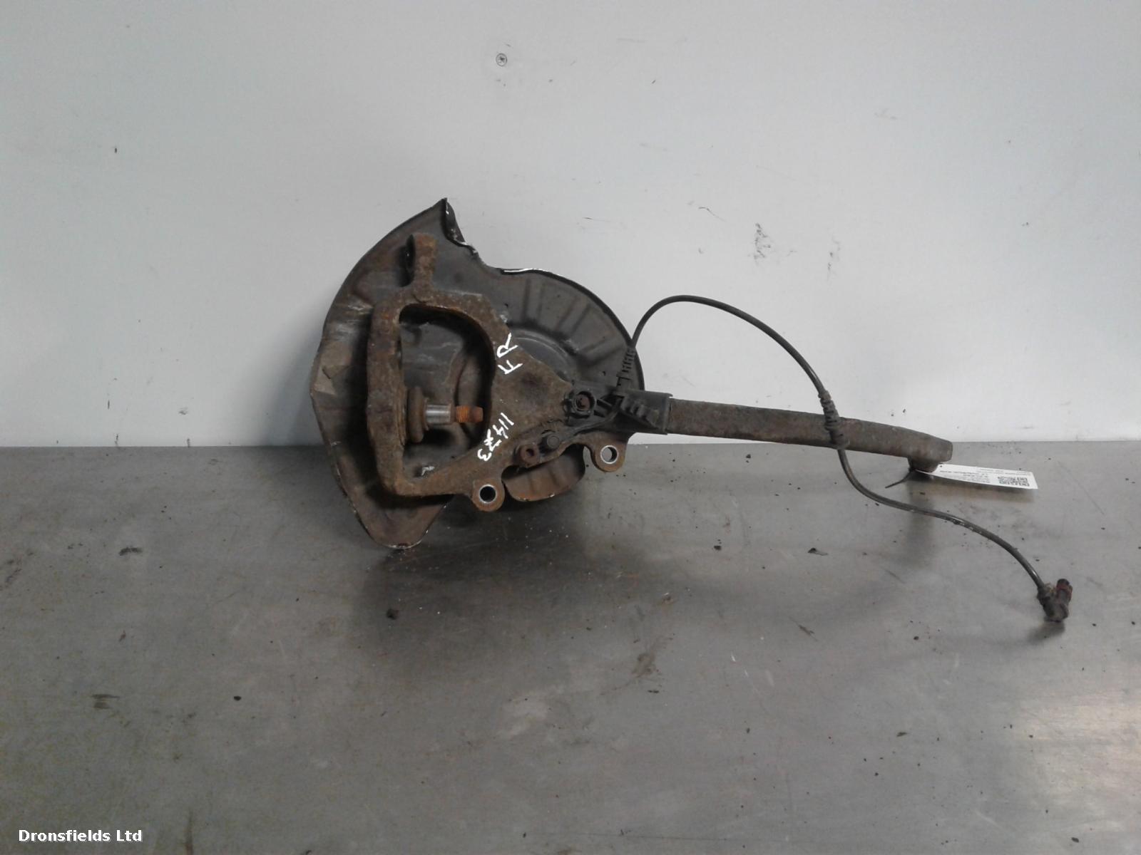 View Auto part LF Hub/Stub Axle Assembly Mercedes S Class 2000