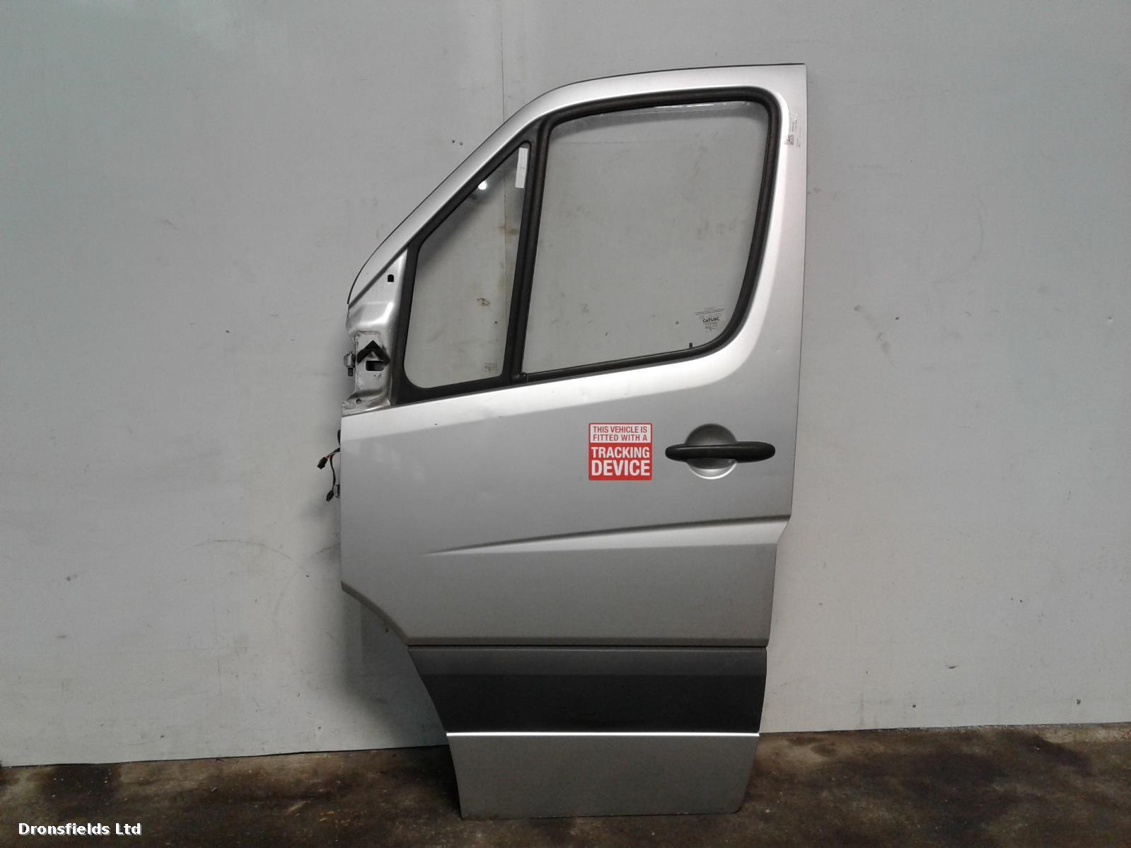 View Auto part L Front Door Mercedes Sprinter 2014