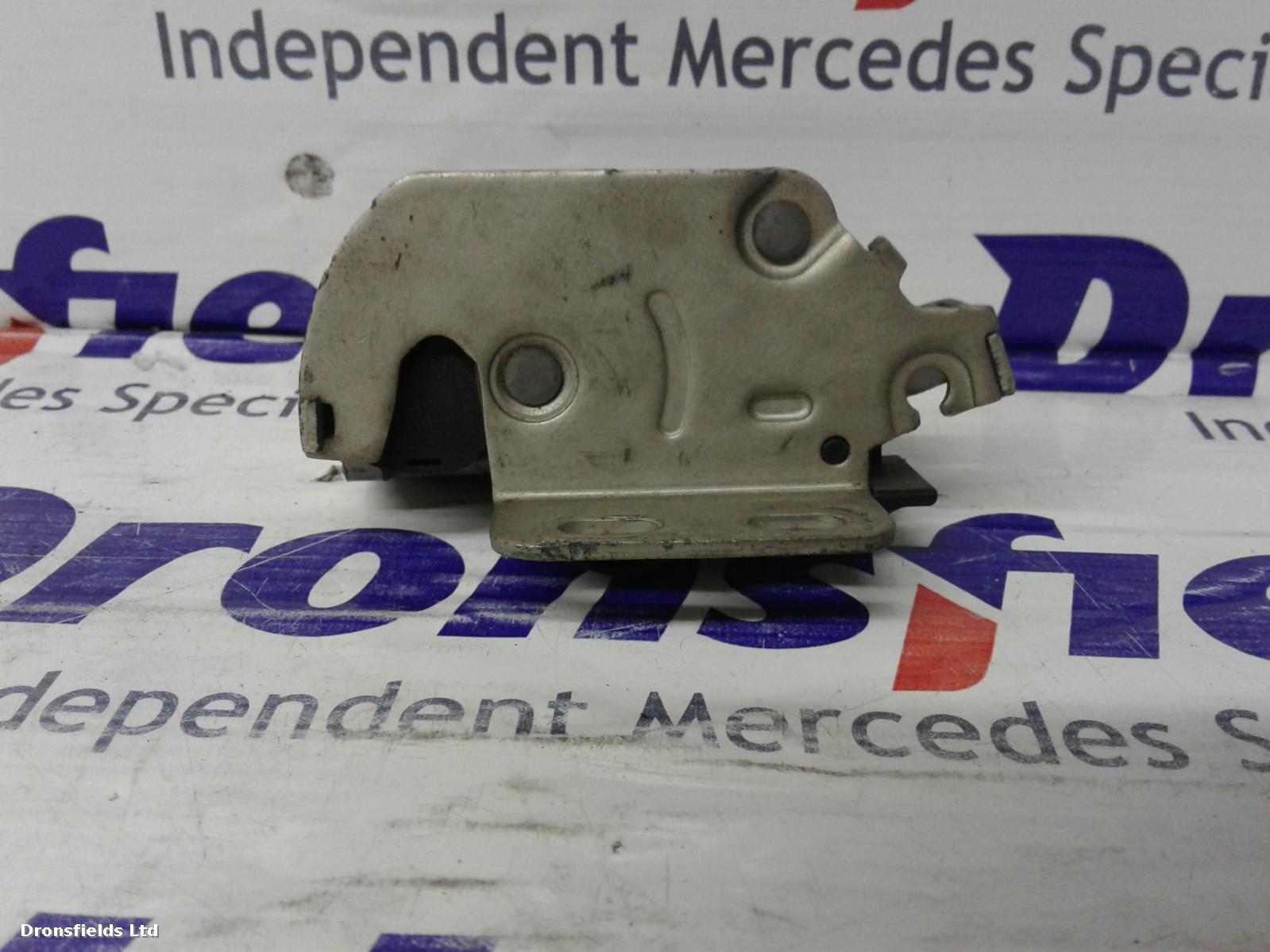 View Auto part Door Lock Assembly Mercedes Sprinter 2006