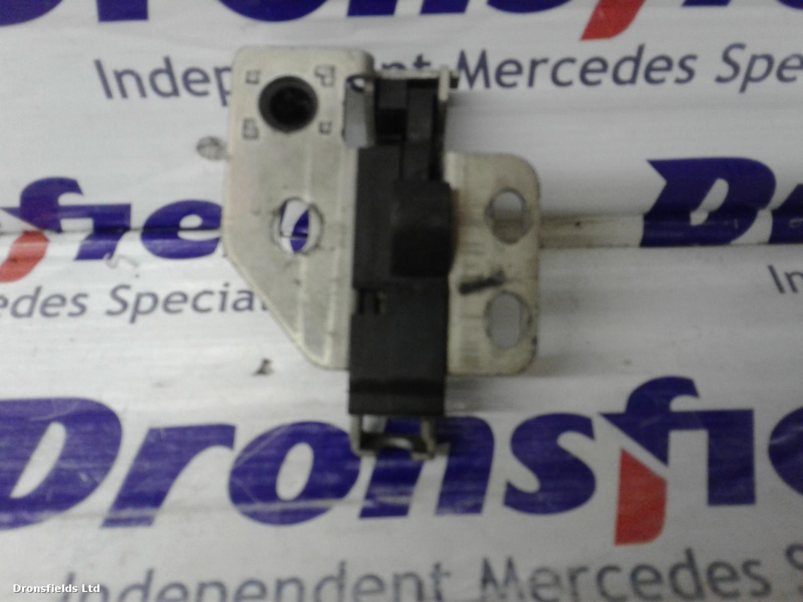 View Auto part Door Lock Assembly Mercedes Sprinter 2006