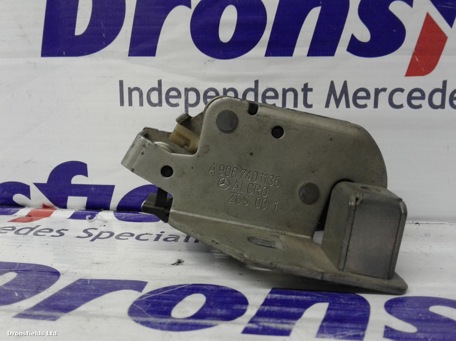 View Auto part Door Lock Assembly Mercedes Sprinter 2006