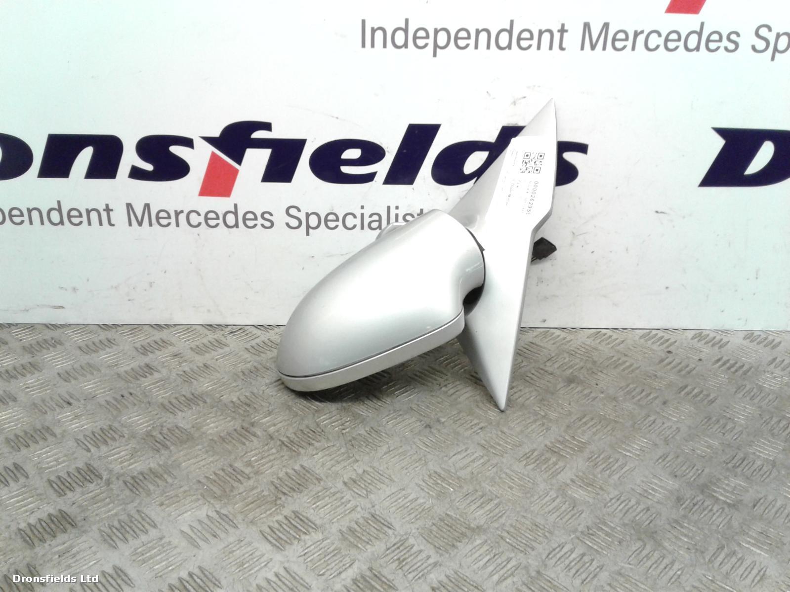 View Auto part L Door Mirror Mercedes Clk 1999