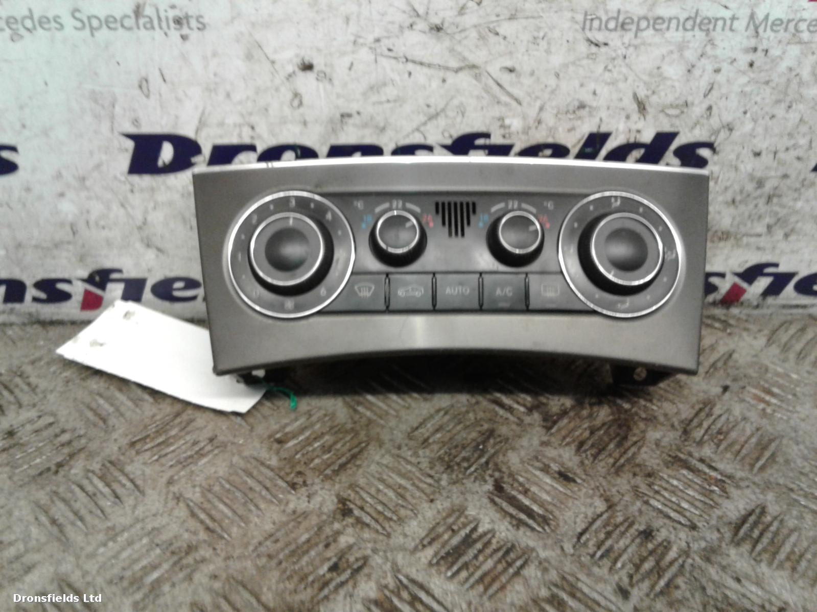 View Auto part Heater/AC Controller Mercedes C Class 2006