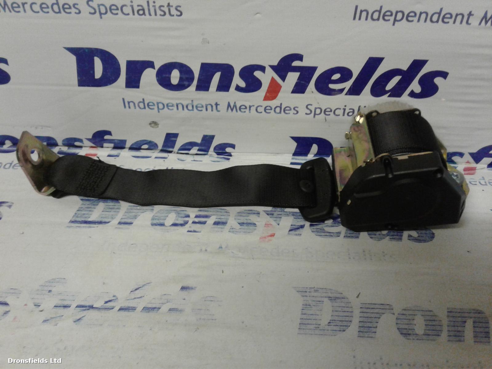 View Auto part Seat Belt Mercedes C Class 2004