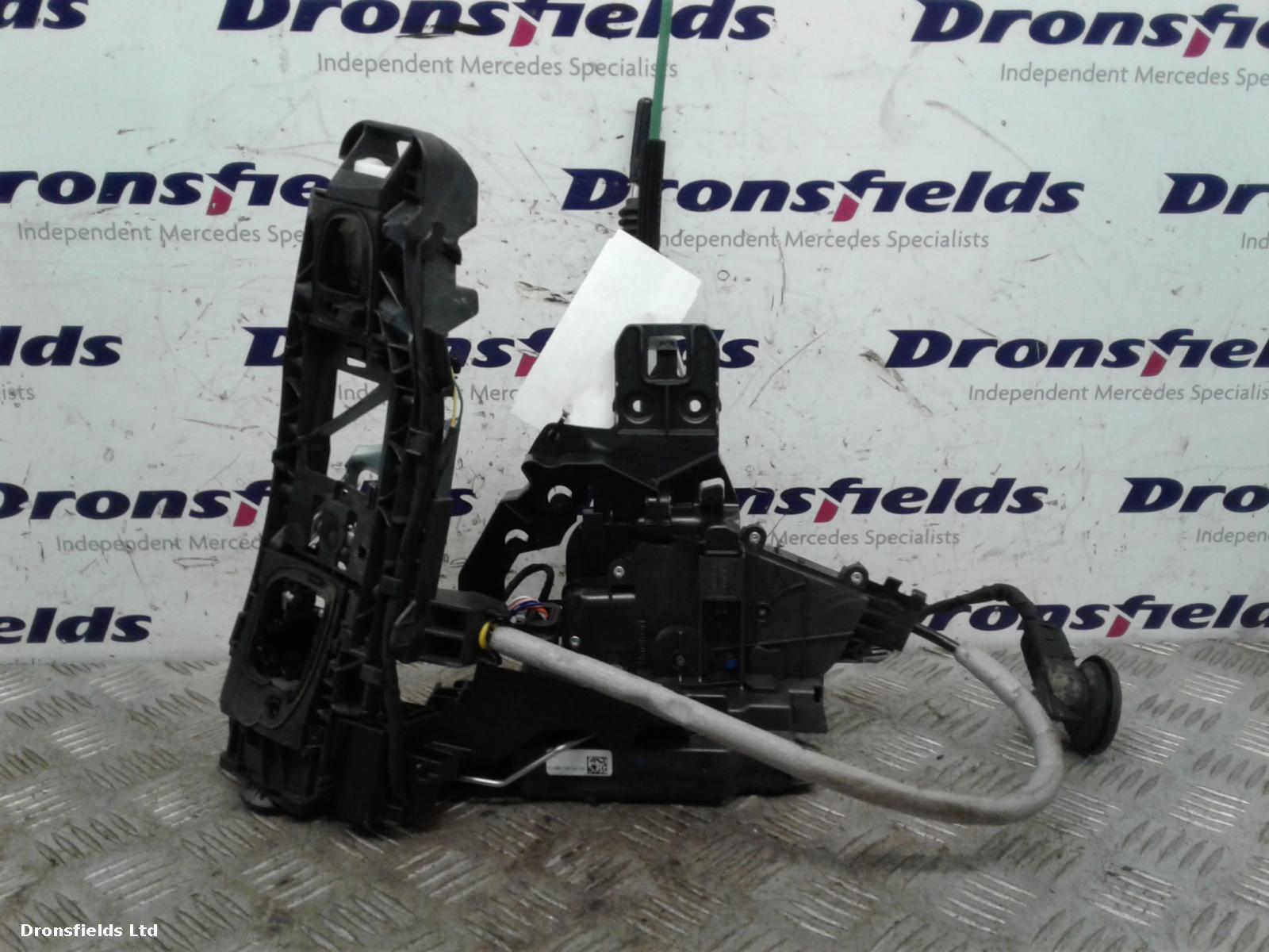 View Auto part Door Lock Assembly Mercedes C Class 2015