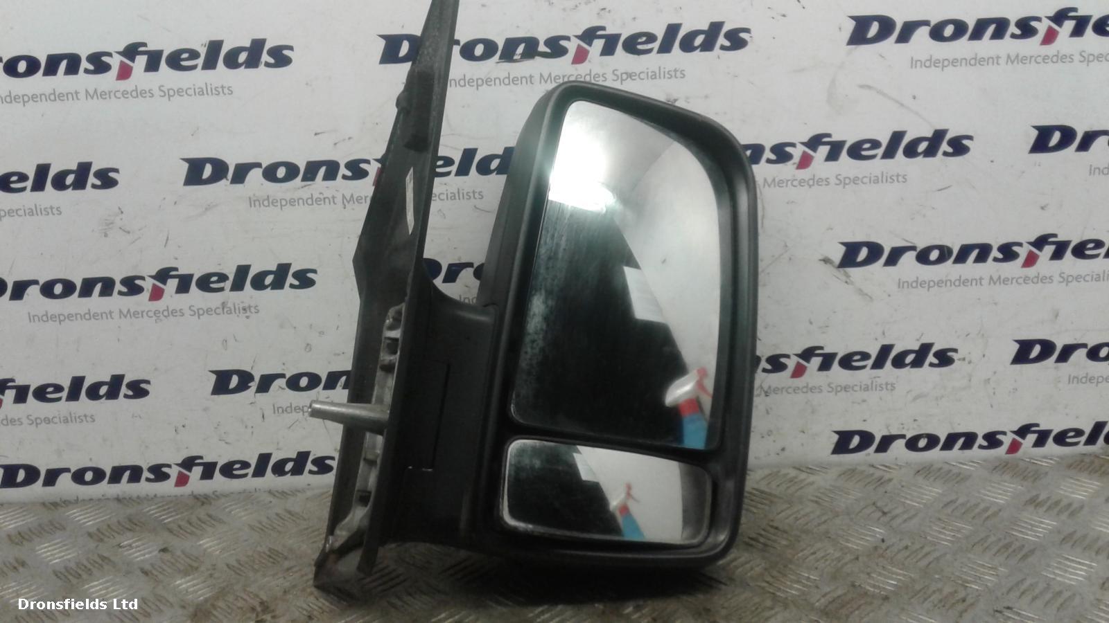 View Auto part R Door Mirror Mercedes Sprinter 2014