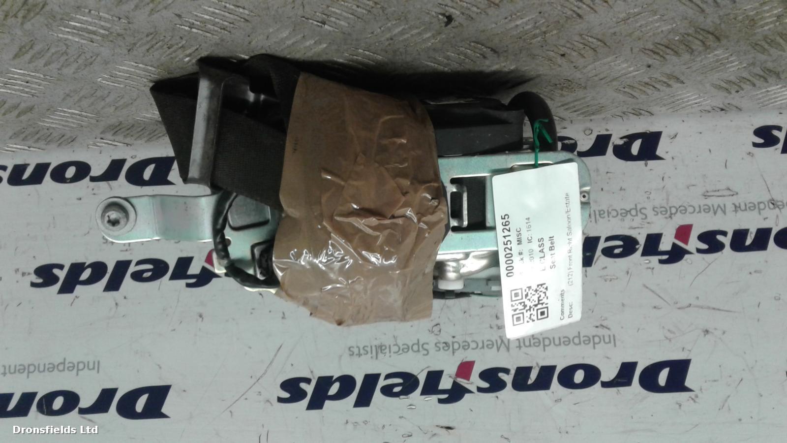 View Auto part Seat Belt Mercedes E Class 2010