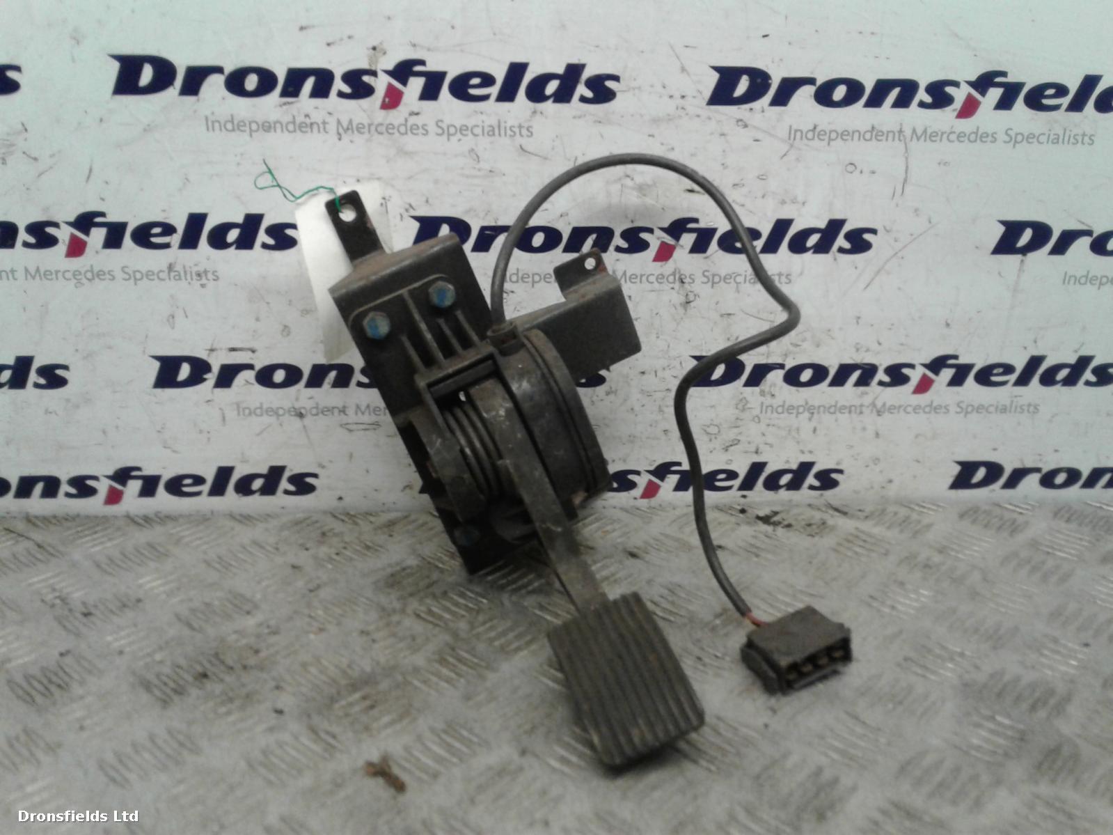 View Auto part Pedal Potentiometer Mercedes Vario 1997