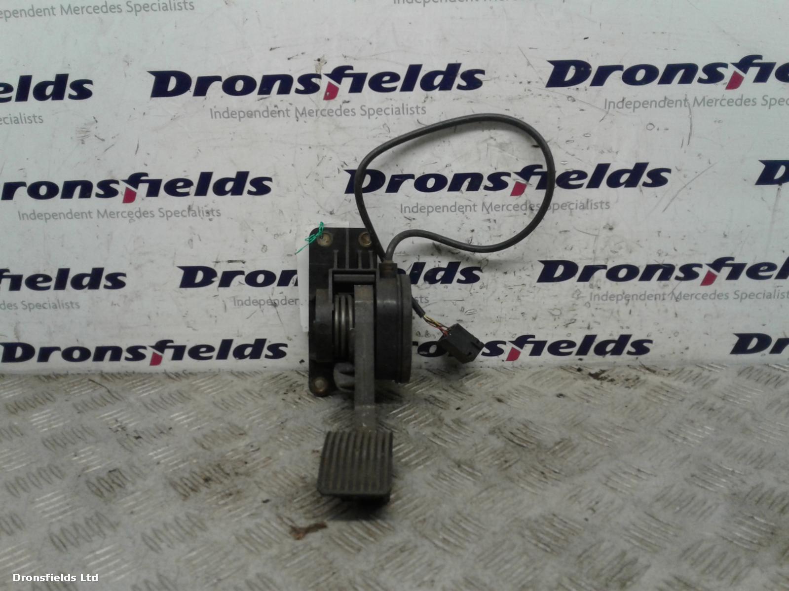 View Auto part Pedal Potentiometer Mercedes Vario 1997