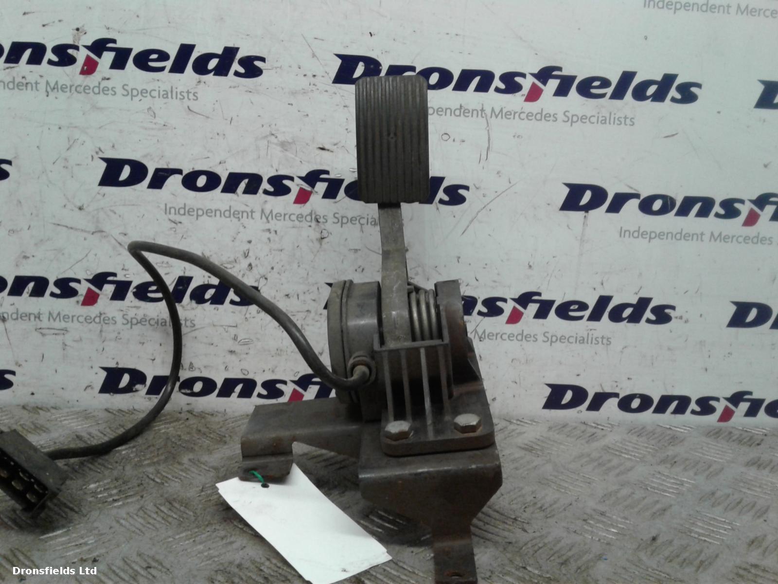 View Auto part Pedal Potentiometer Mercedes Vario 1997