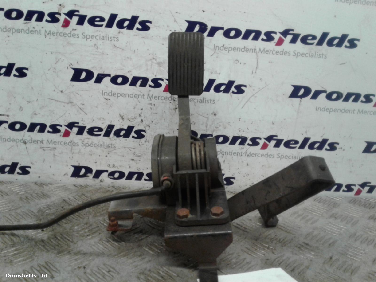 View Auto part Pedal Potentiometer Mercedes Vario 1997