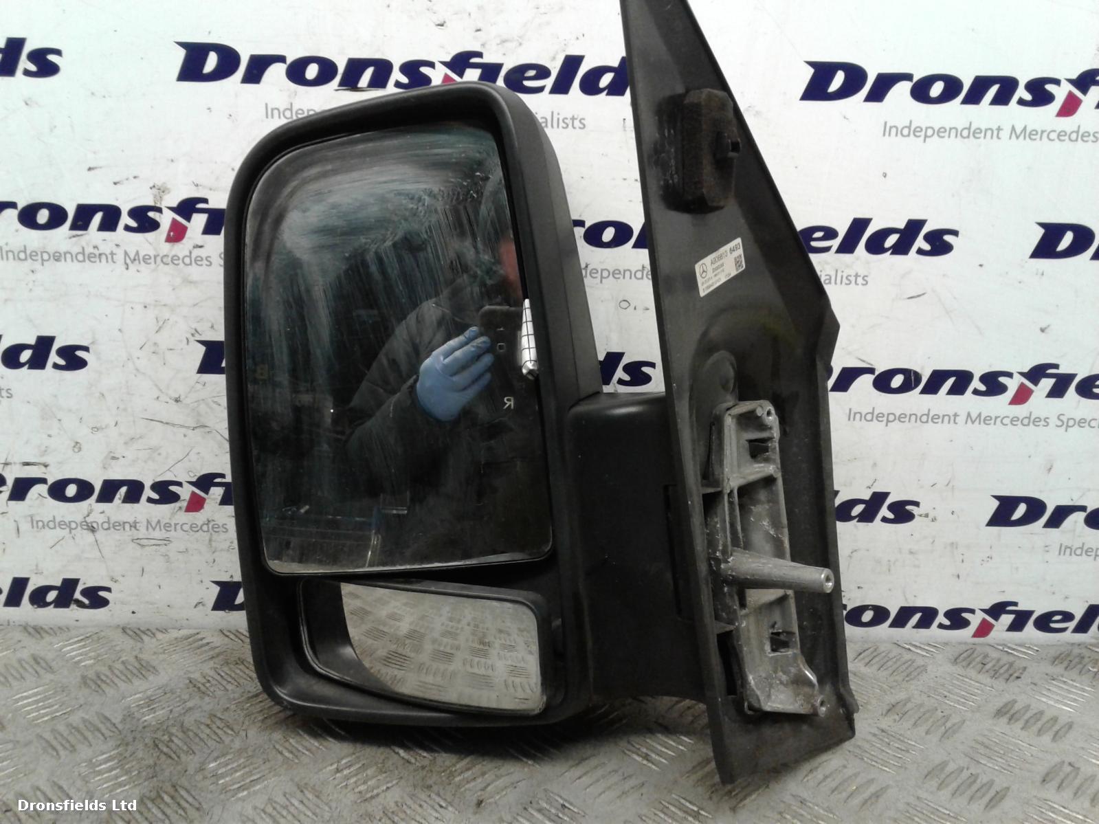 View Auto part L Door Mirror Mercedes Sprinter 2014
