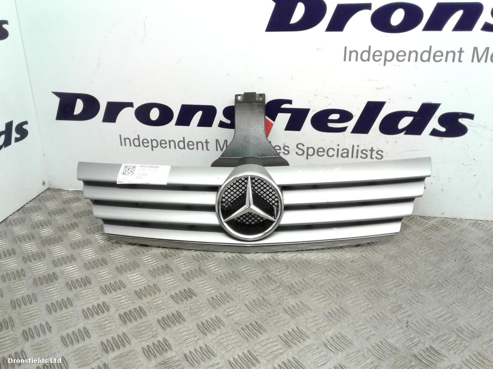 View Auto part Grille Mercedes C Class 2004