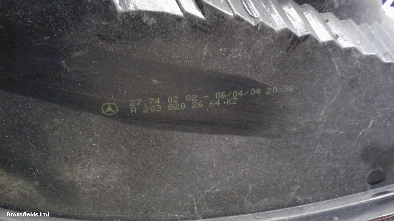 View Auto part R Taillight Mercedes C Class 2004
