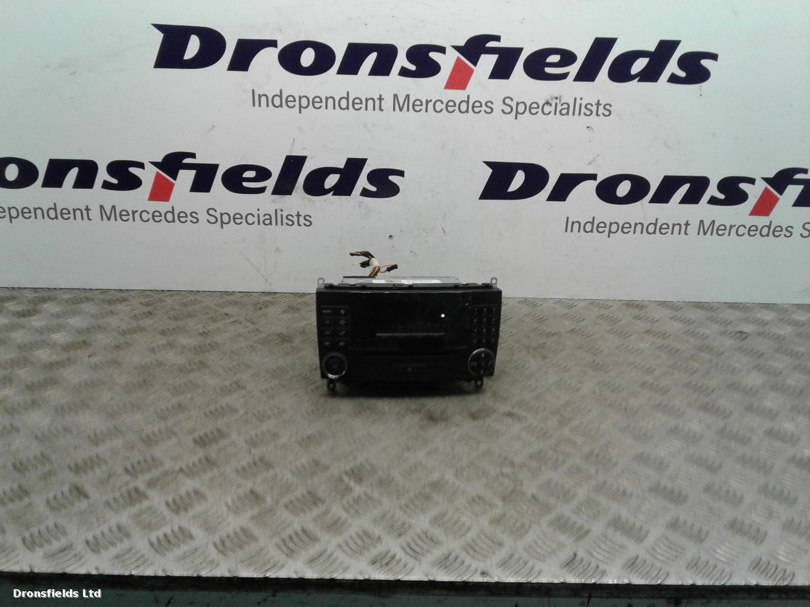 View Auto part A/V Equipment Mercedes Clk 2004