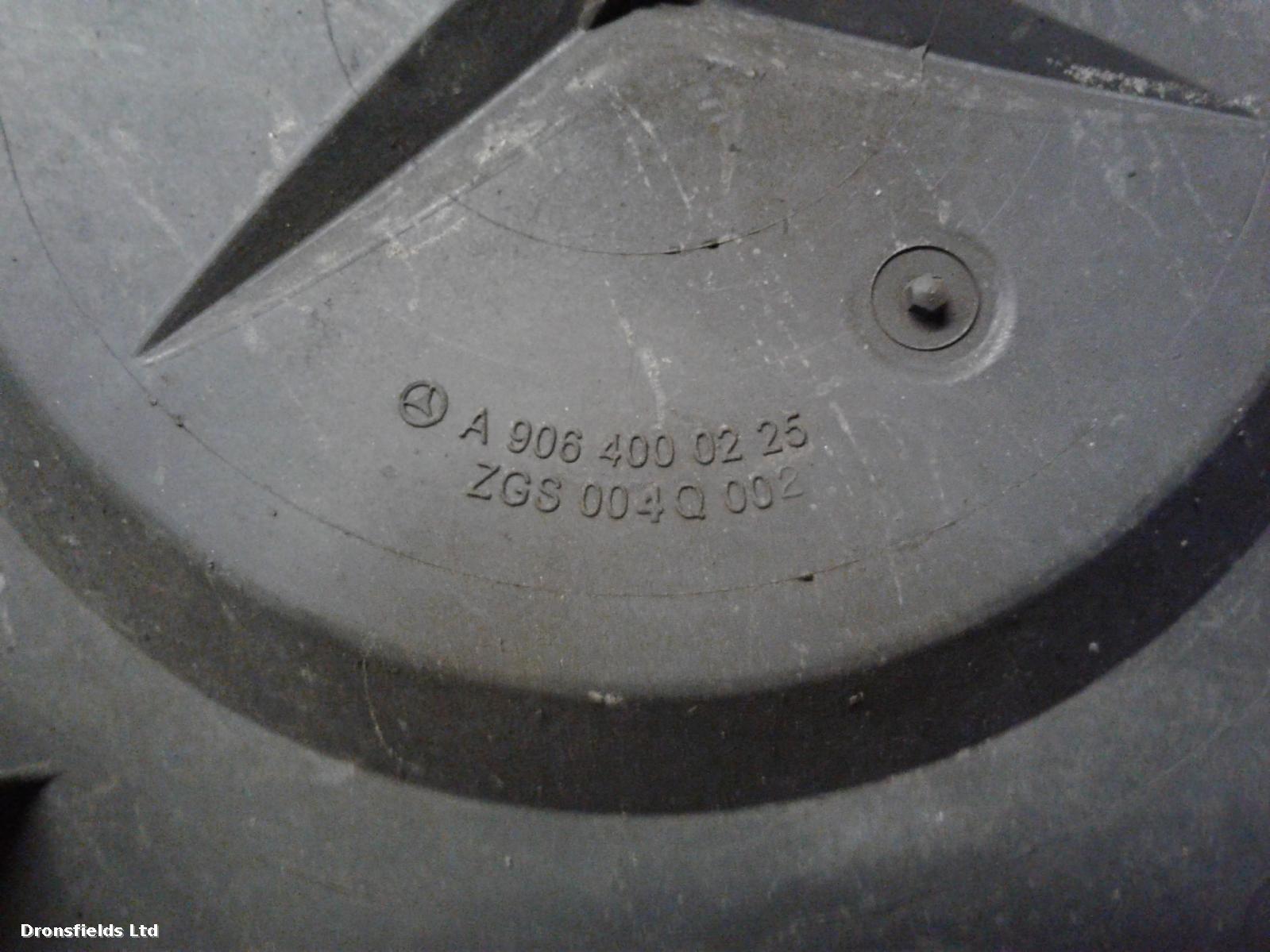 View Auto part Wheel Cover/Hub Cap Unknown Unknown 2005