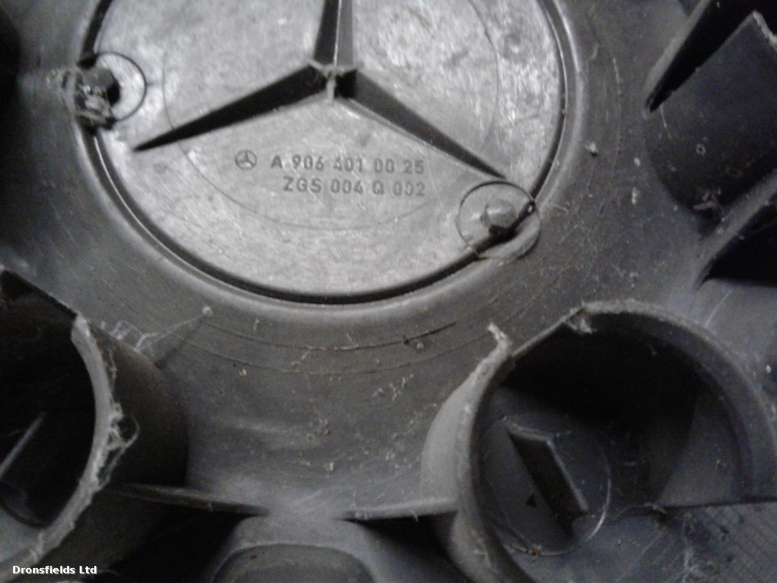 View Auto part Wheel Cover/Hub Cap Mercedes Sprinter 2019