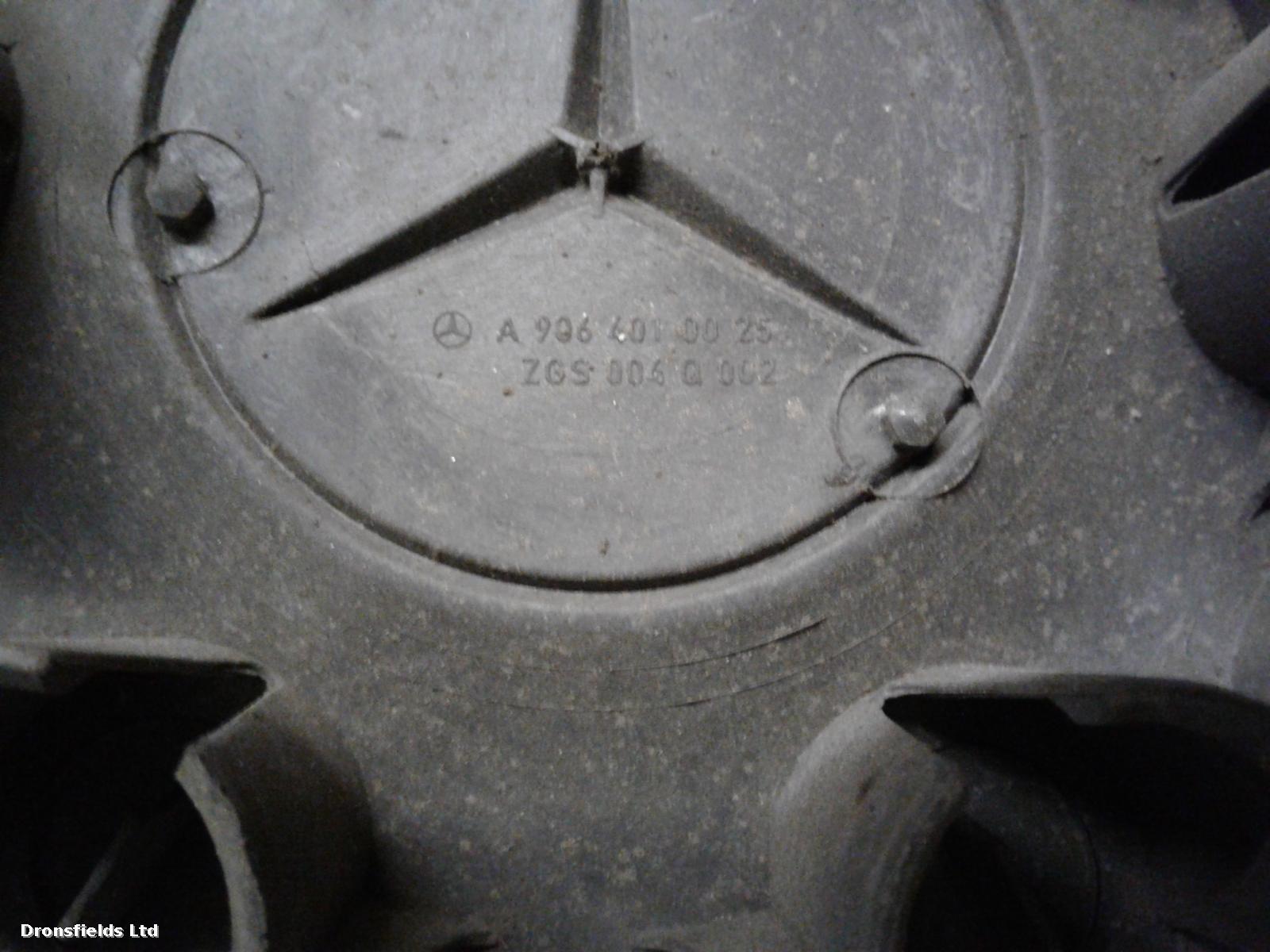 View Auto part Wheel Cover/Hub Cap Mercedes Sprinter 2019