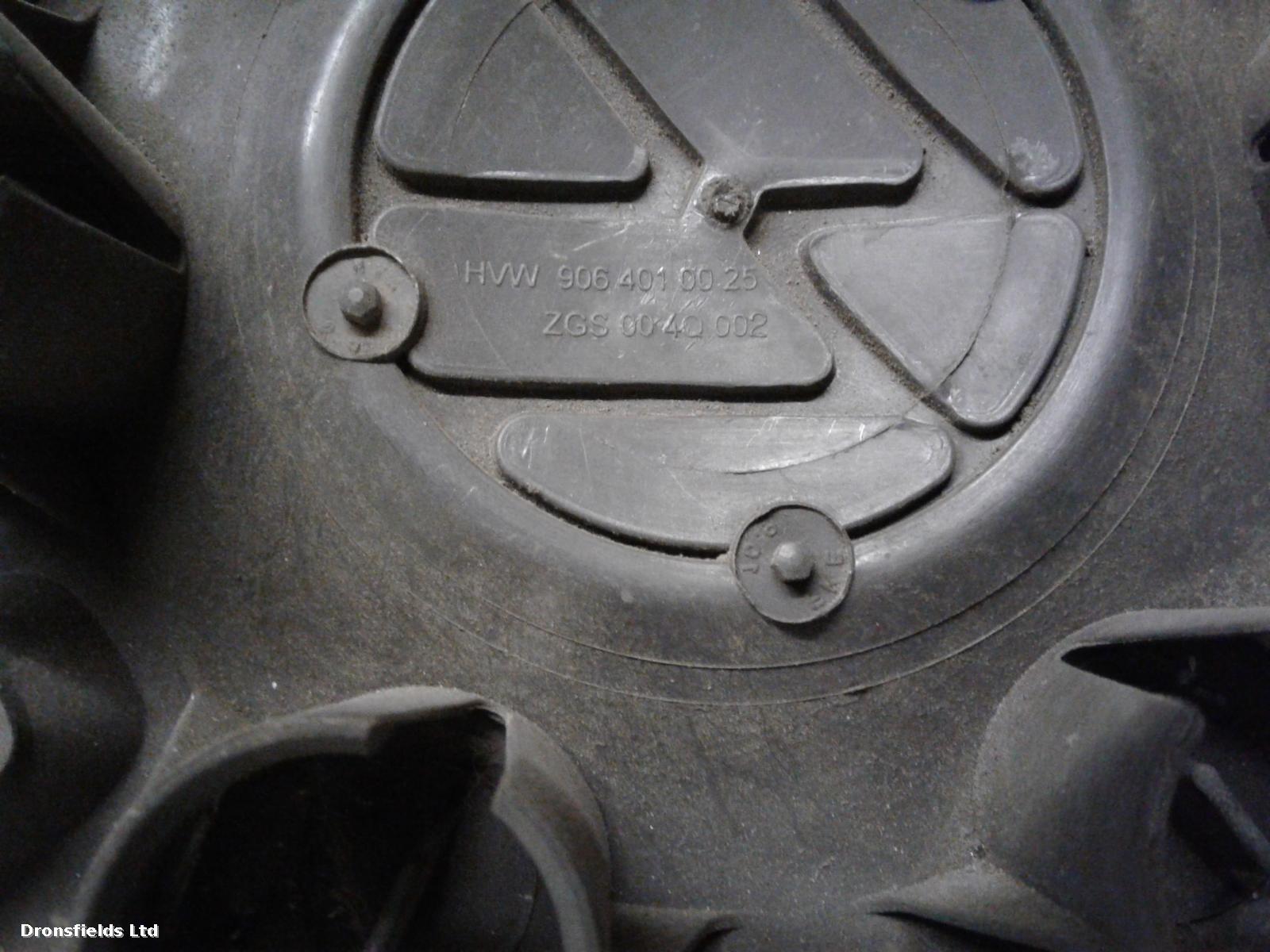 View Auto part Wheel Cover/Hub Cap Mercedes Sprinter 2019
